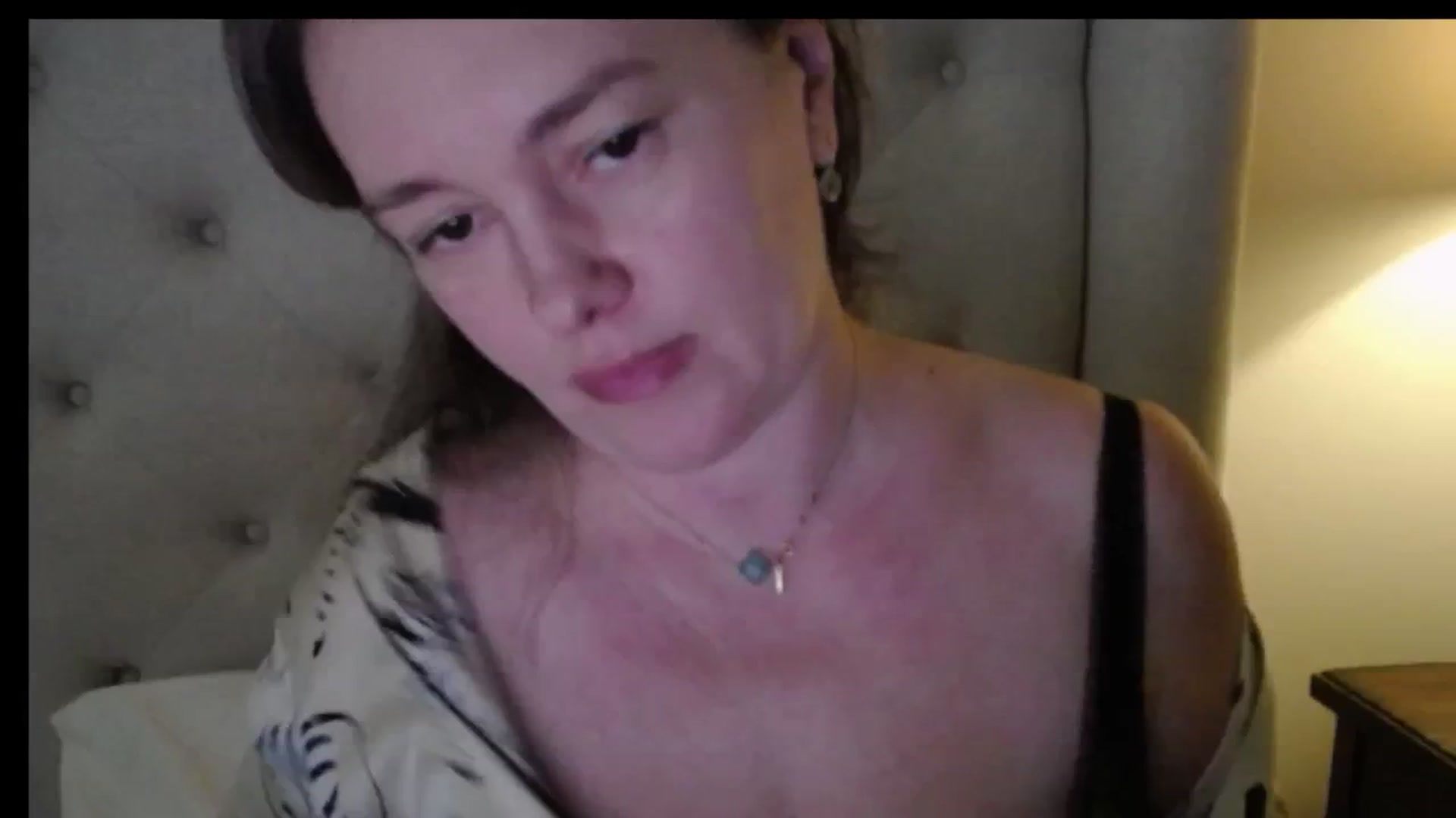 Gallery image thumbnail from J0llye's myfreecams stream on, 04/04/2026, 19:49 image 12 of 20