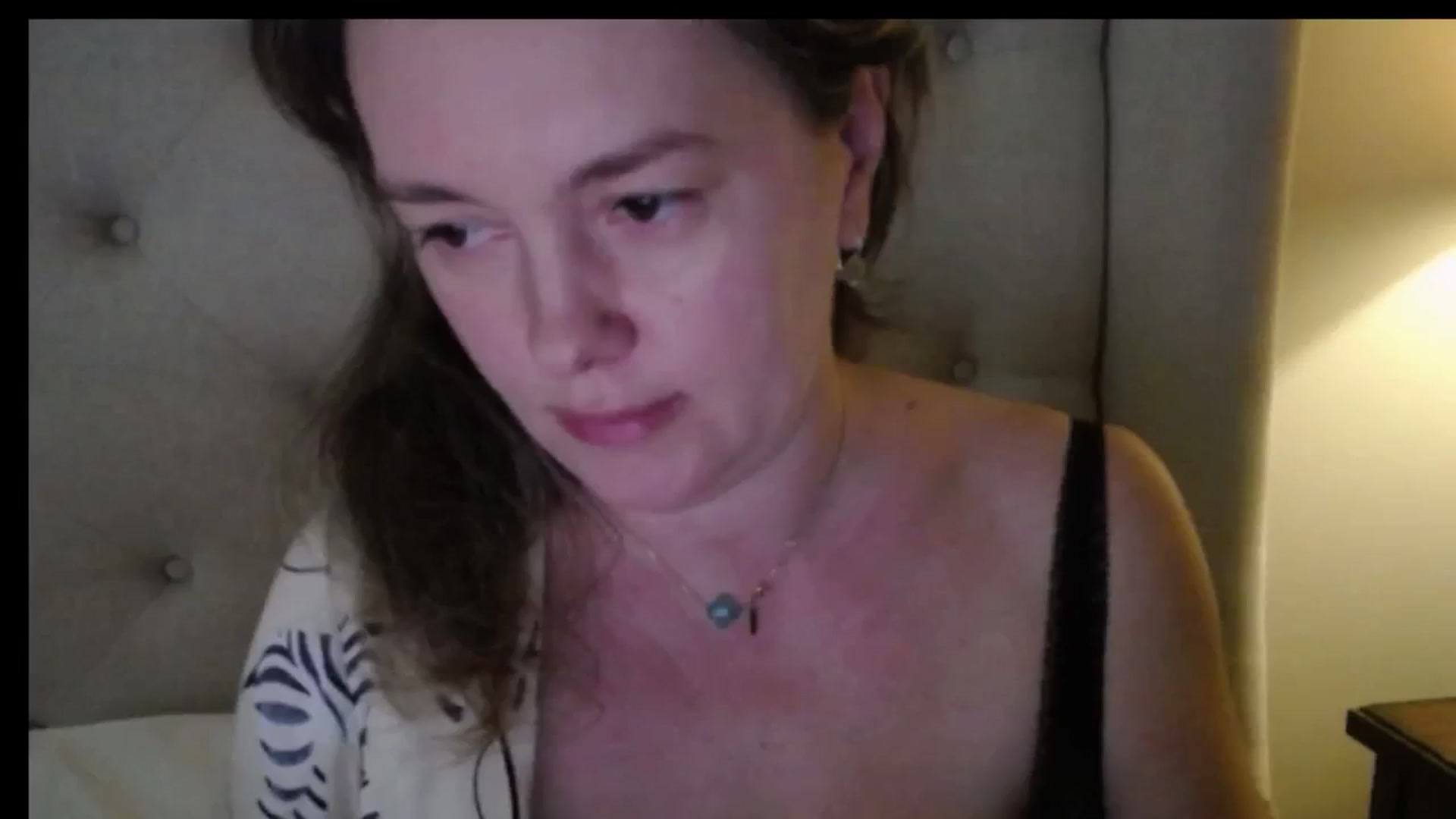 Gallery image thumbnail from J0llye's myfreecams stream on, 04/04/2026, 19:49 image 18 of 20