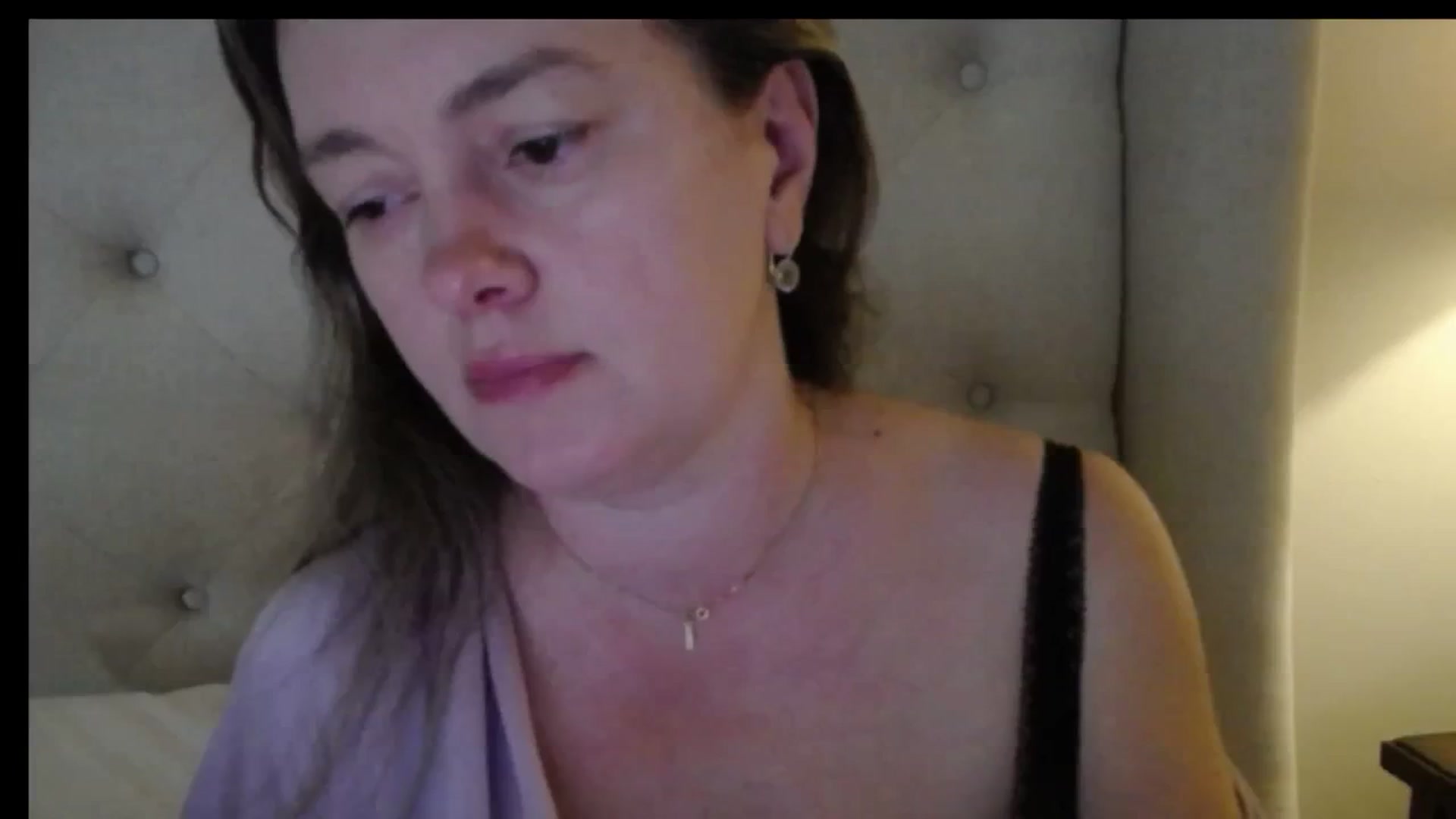 Gallery image thumbnail from J0llye's myfreecams stream on, 04/14/2026, 17:28 image 14 of 20
