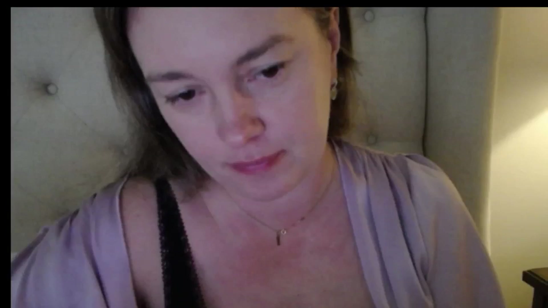 Gallery image thumbnail from J0llye's myfreecams stream on, 04/14/2026, 17:28 image 10 of 20