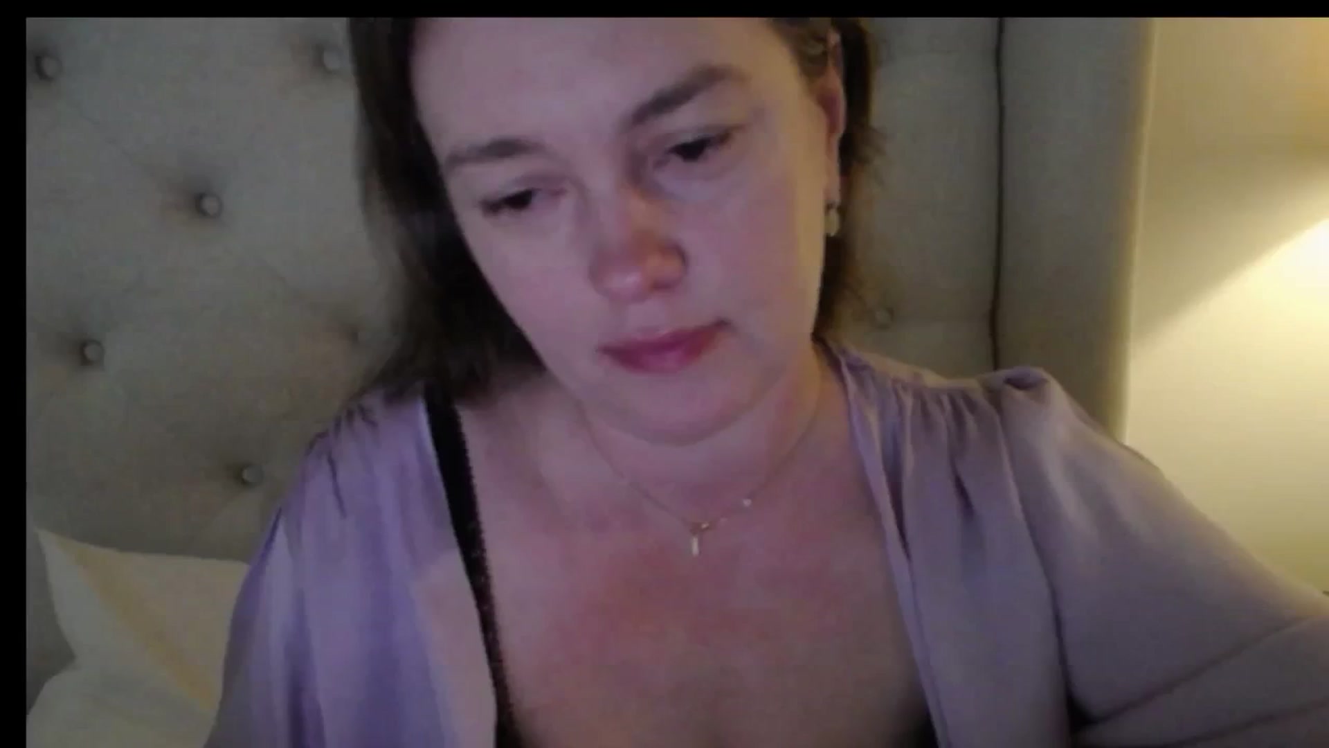 Gallery image thumbnail from J0llye's myfreecams stream on, 04/14/2026, 17:28 image 6 of 20
