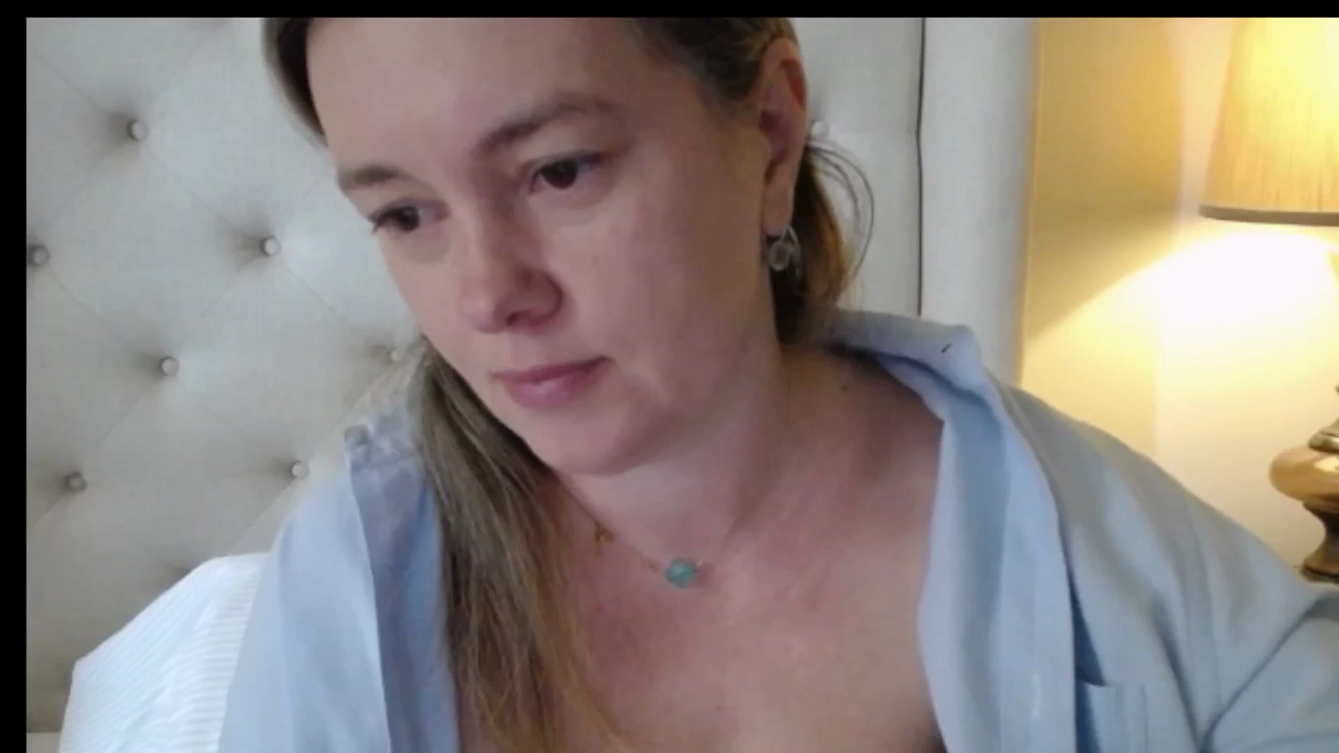 Gallery image thumbnail from J0llye's myfreecams stream on, 04/20/2026, 15:58 image 2 of 20
