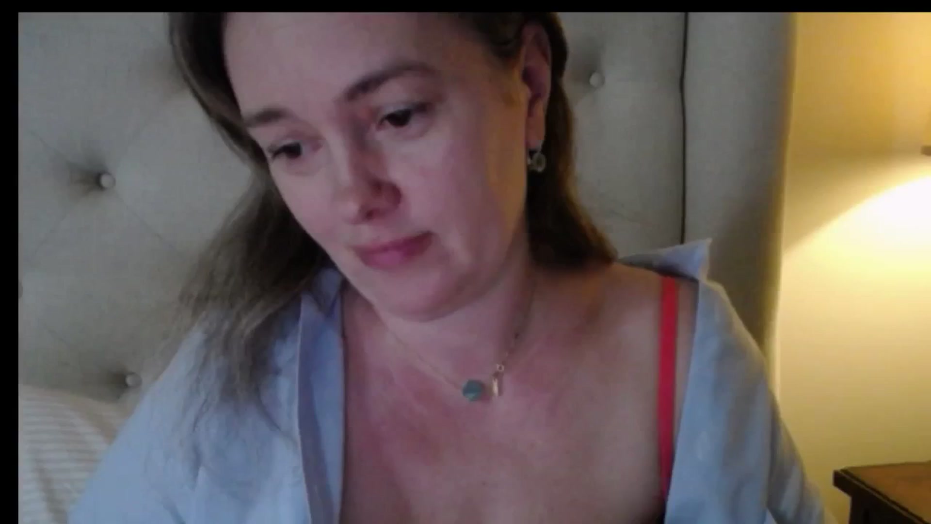 Gallery image thumbnail from J0llye's myfreecams stream on, 04/24/2026, 15:08 image 9 of 20