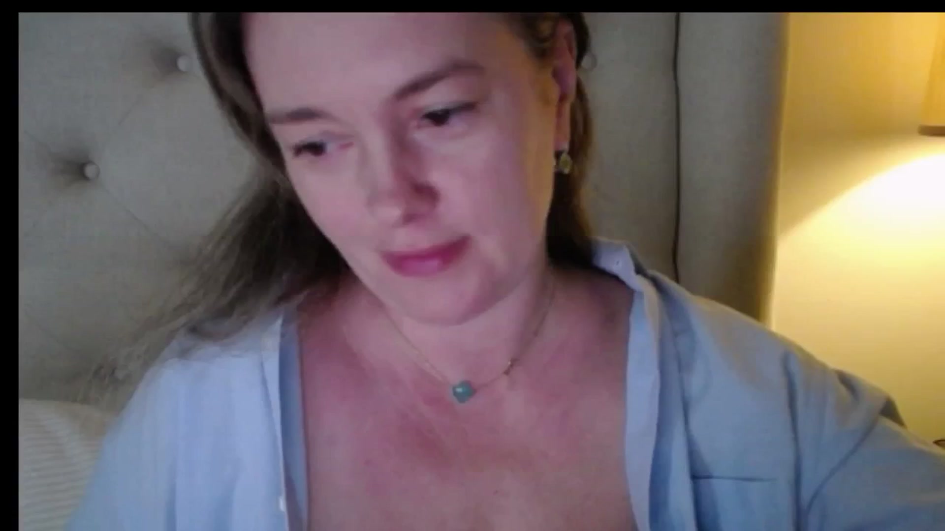 Gallery image thumbnail from J0llye's myfreecams stream on, 04/24/2026, 15:08 image 6 of 20