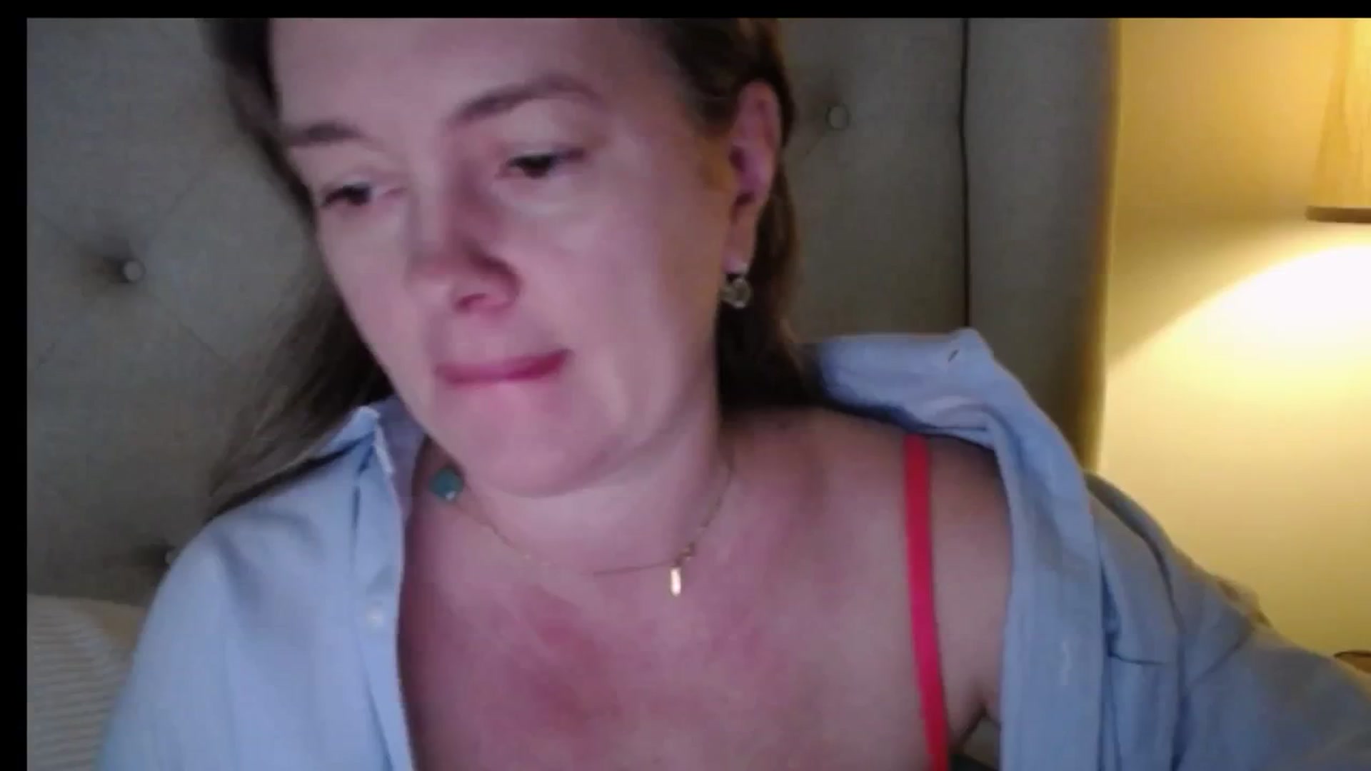 Gallery image thumbnail from J0llye's myfreecams stream on, 04/24/2026, 15:08 image 1 of 20
