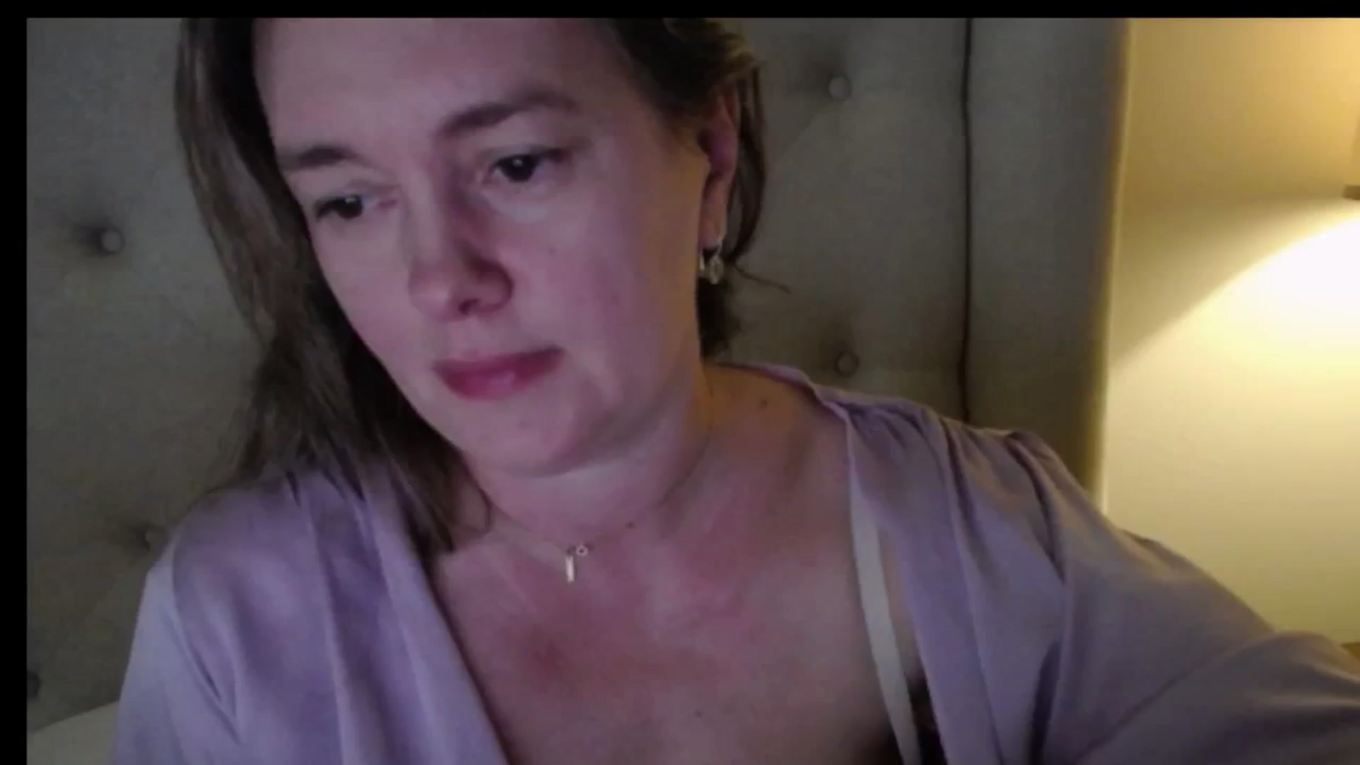 Gallery image thumbnail from J0llye's myfreecams stream on, 05/03/2026, 19:52 image 11 of 20