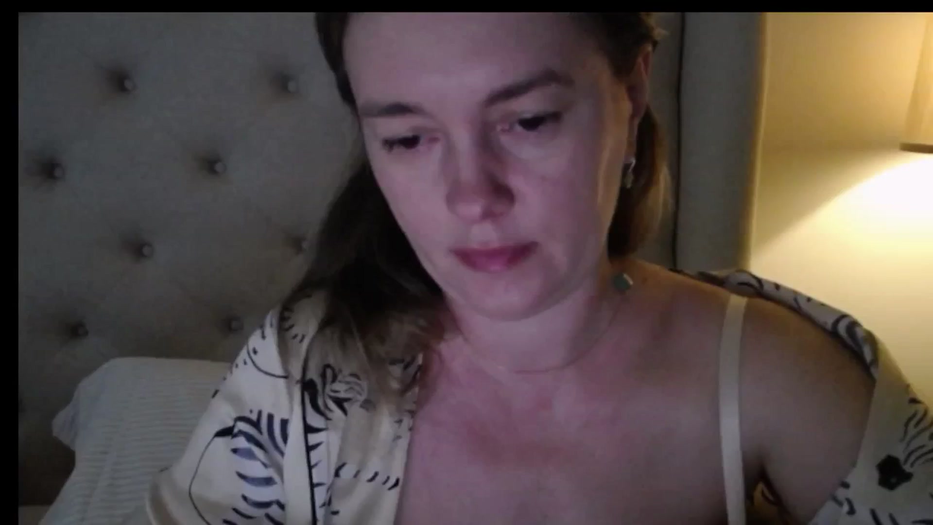 Gallery image thumbnail from J0llye's myfreecams stream on, 05/04/2026, 15:25 image 6 of 20