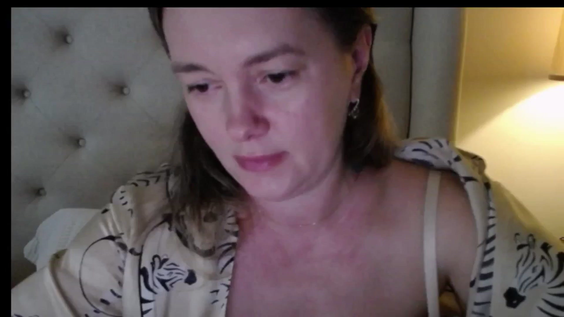 Gallery image thumbnail from J0llye's myfreecams stream on, 05/04/2026, 15:25 image 20 of 20