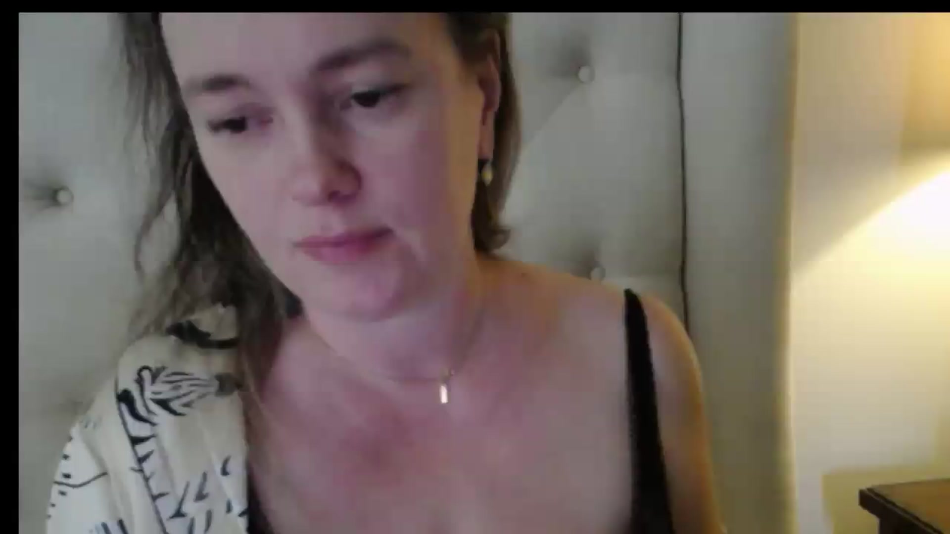 Gallery image thumbnail from J0llye's myfreecams stream on, 05/06/2026, 16:33 image 10 of 20