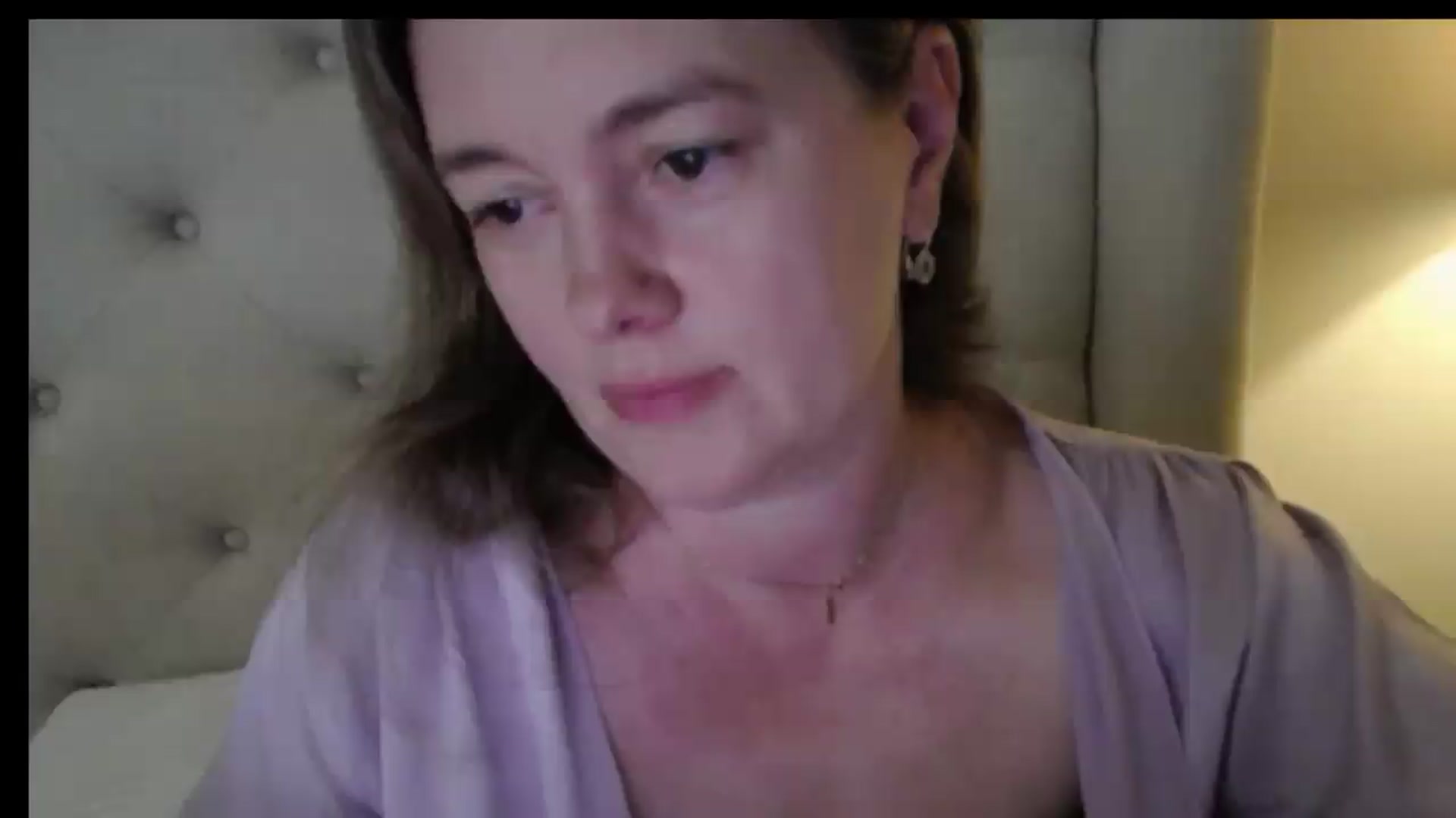 Gallery image thumbnail from J0llye's myfreecams stream on, 05/25/2026, 20:01 image 17 of 20