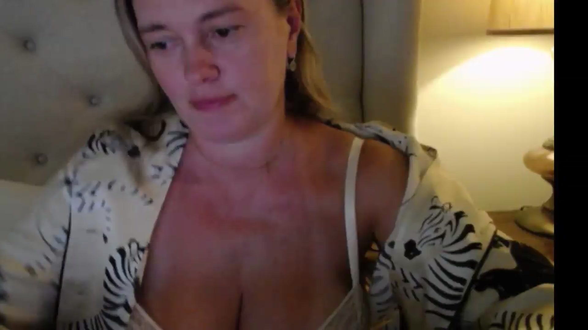 Gallery image thumbnail from J0llye's myfreecams stream on, 07/20/2026, 20:34 image 4 of 20