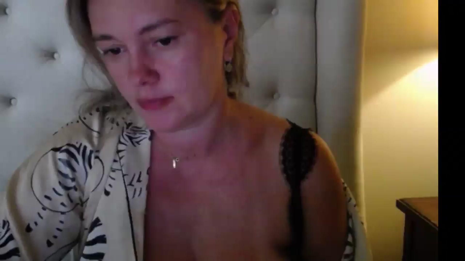 Gallery image thumbnail from J0llye's myfreecams stream on, 07/23/2026, 20:25 image 1 of 20