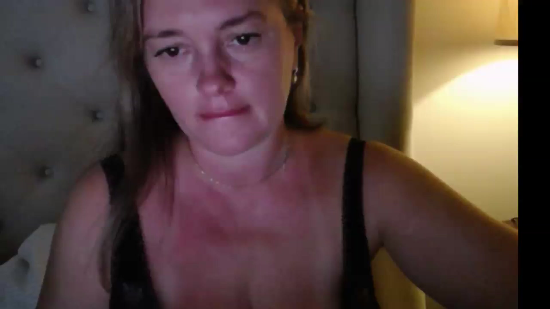 Gallery image thumbnail from J0llye's myfreecams stream on, 08/06/2026, 19:34 image 14 of 20