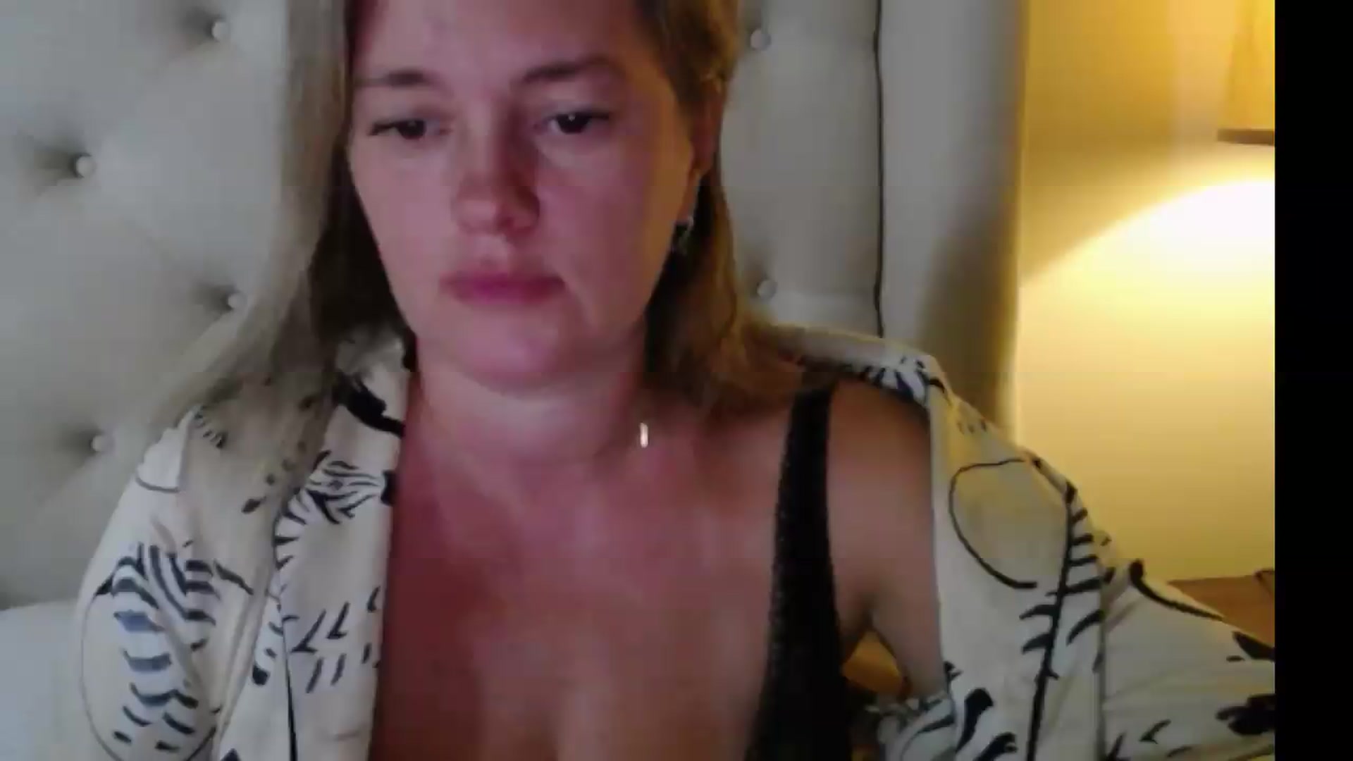 Gallery image thumbnail from J0llye's myfreecams stream on, 08/06/2026, 20:29 image 12 of 20