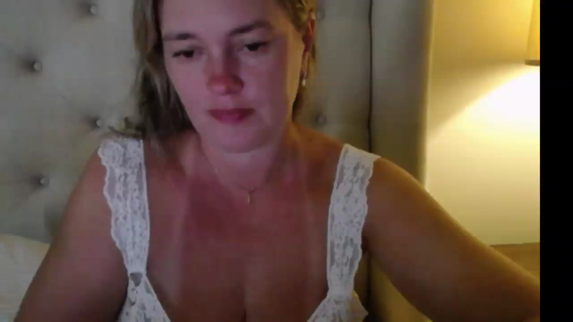 Gallery image thumbnail from J0llye's myfreecams stream on, 08/13/2026, 20:57 image 8 of 20
