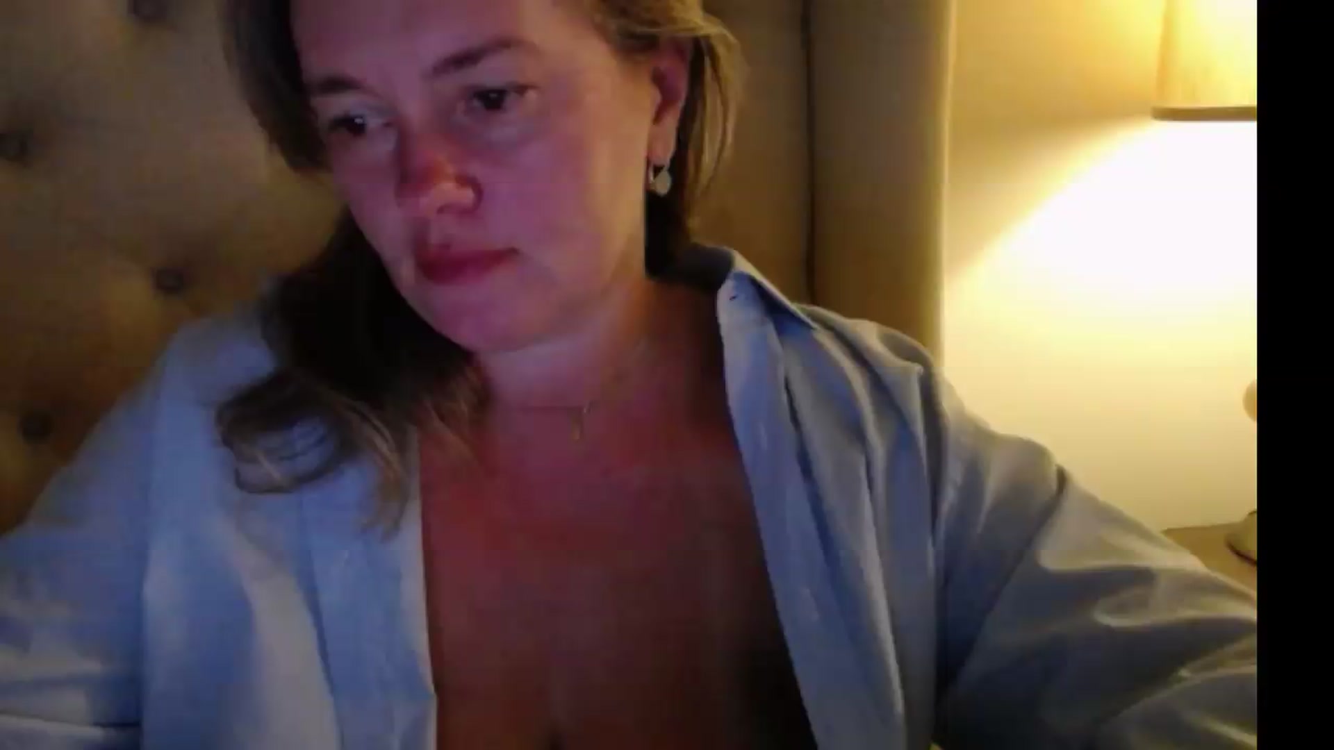 Gallery image thumbnail from J0llye's myfreecams stream on, 08/19/2026, 04:18 image 8 of 20