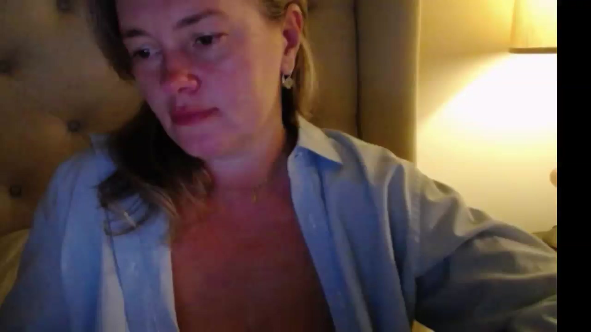 Gallery image thumbnail from J0llye's myfreecams stream on, 08/19/2026, 04:18 image 13 of 20
