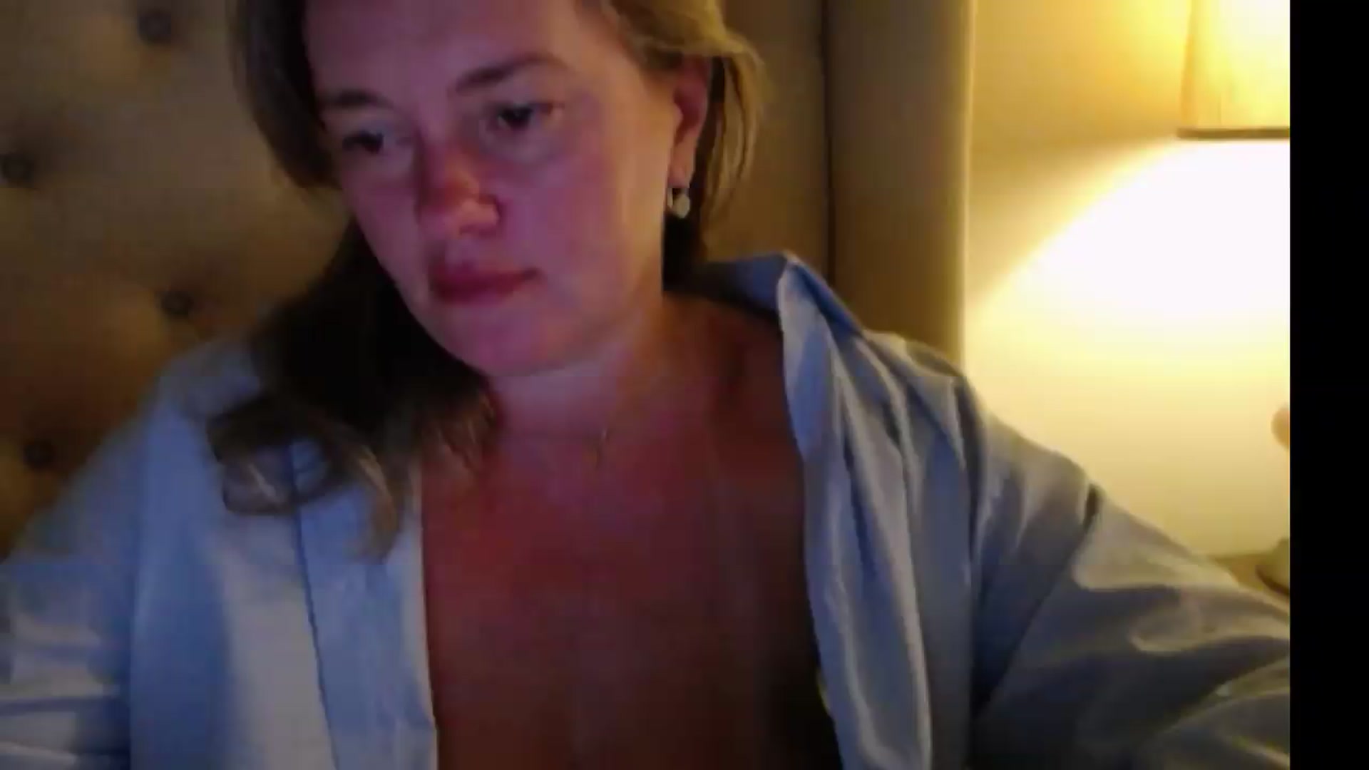 Gallery image thumbnail from J0llye's myfreecams stream on, 08/19/2026, 04:18 image 6 of 20