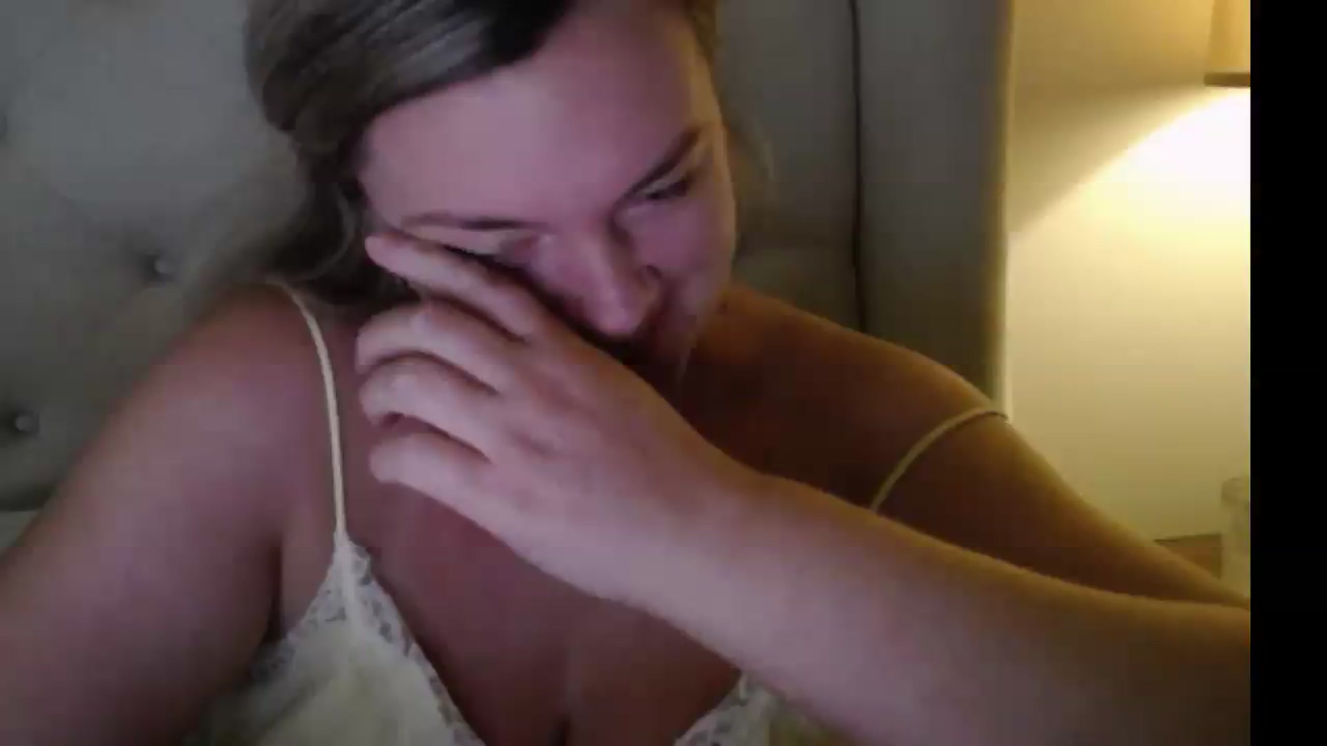 Gallery image thumbnail from J0llye's myfreecams stream on, 09/11/2026, 16:29 image 14 of 20