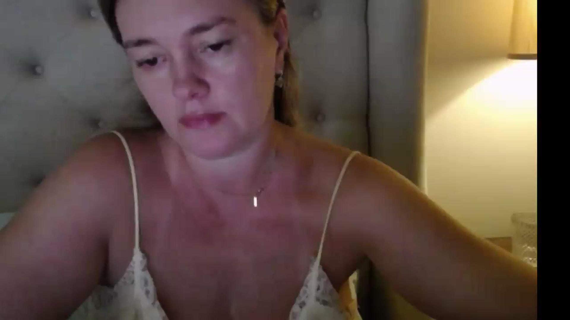 Gallery image thumbnail from J0llye's myfreecams stream on, 09/11/2026, 16:29 image 3 of 20