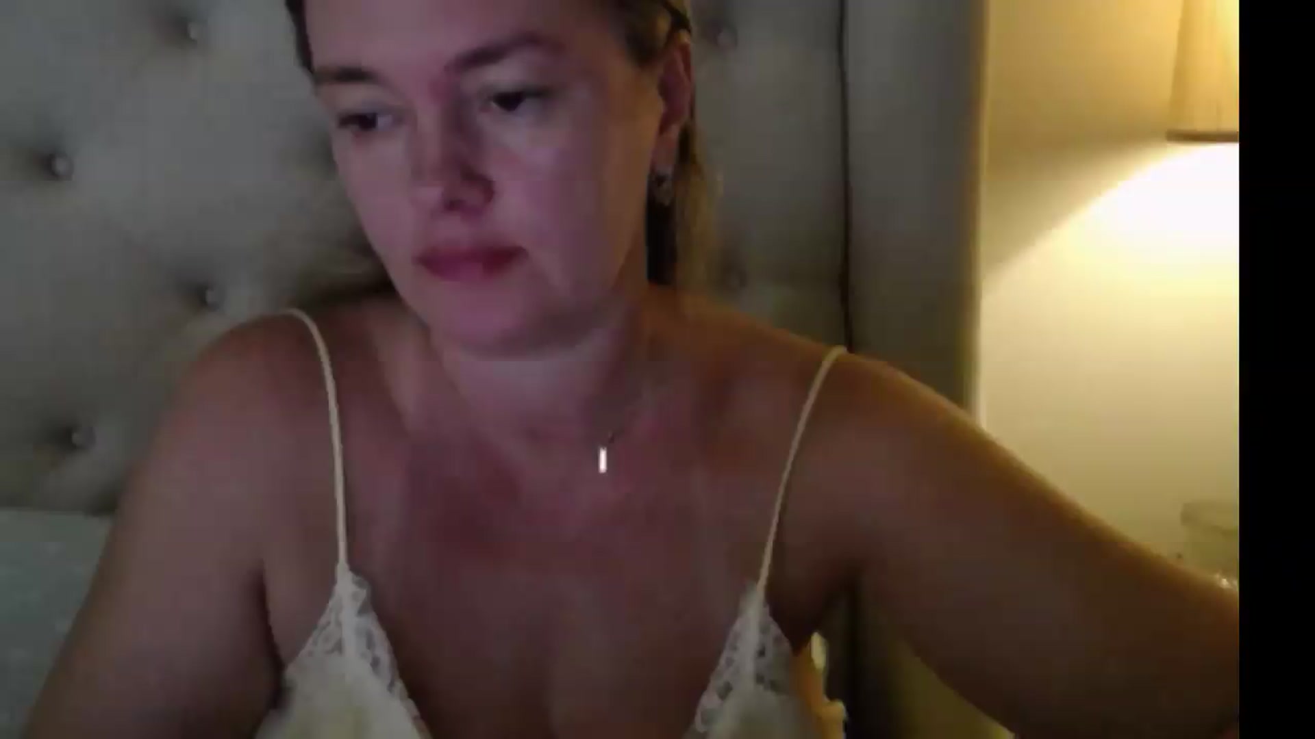 Gallery image thumbnail from J0llye's myfreecams stream on, 09/11/2026, 16:29 image 7 of 20