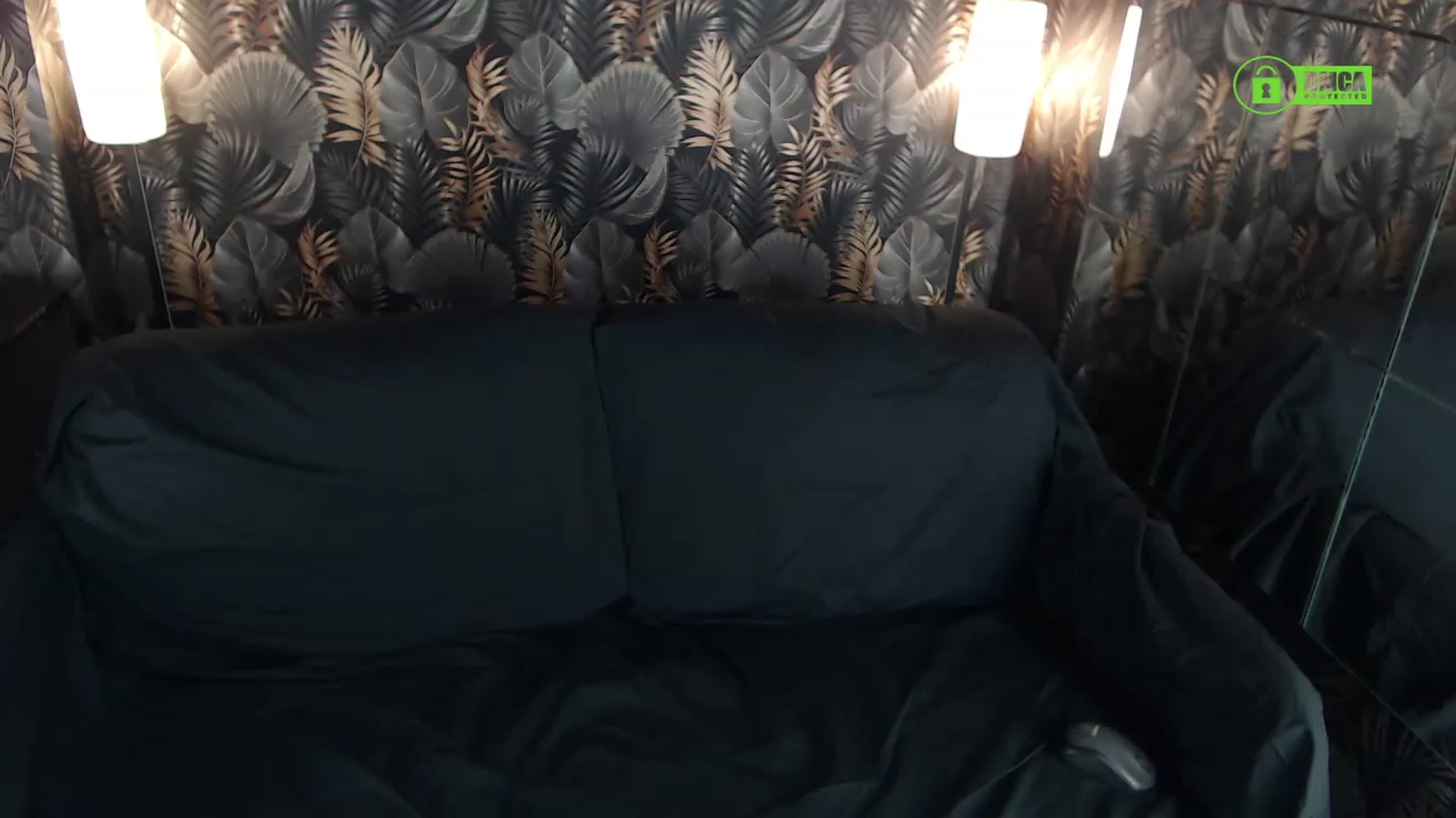 Gallery image thumbnail from JESSEBELLE's myfreecams stream on, 12/10/2022, 10:57 image 14 of 20