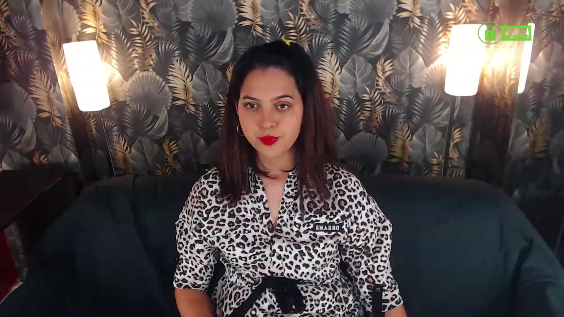 Gallery image thumbnail from JESSEBELLE's myfreecams stream on, 12/12/2022, 15:40 image 15 of 20