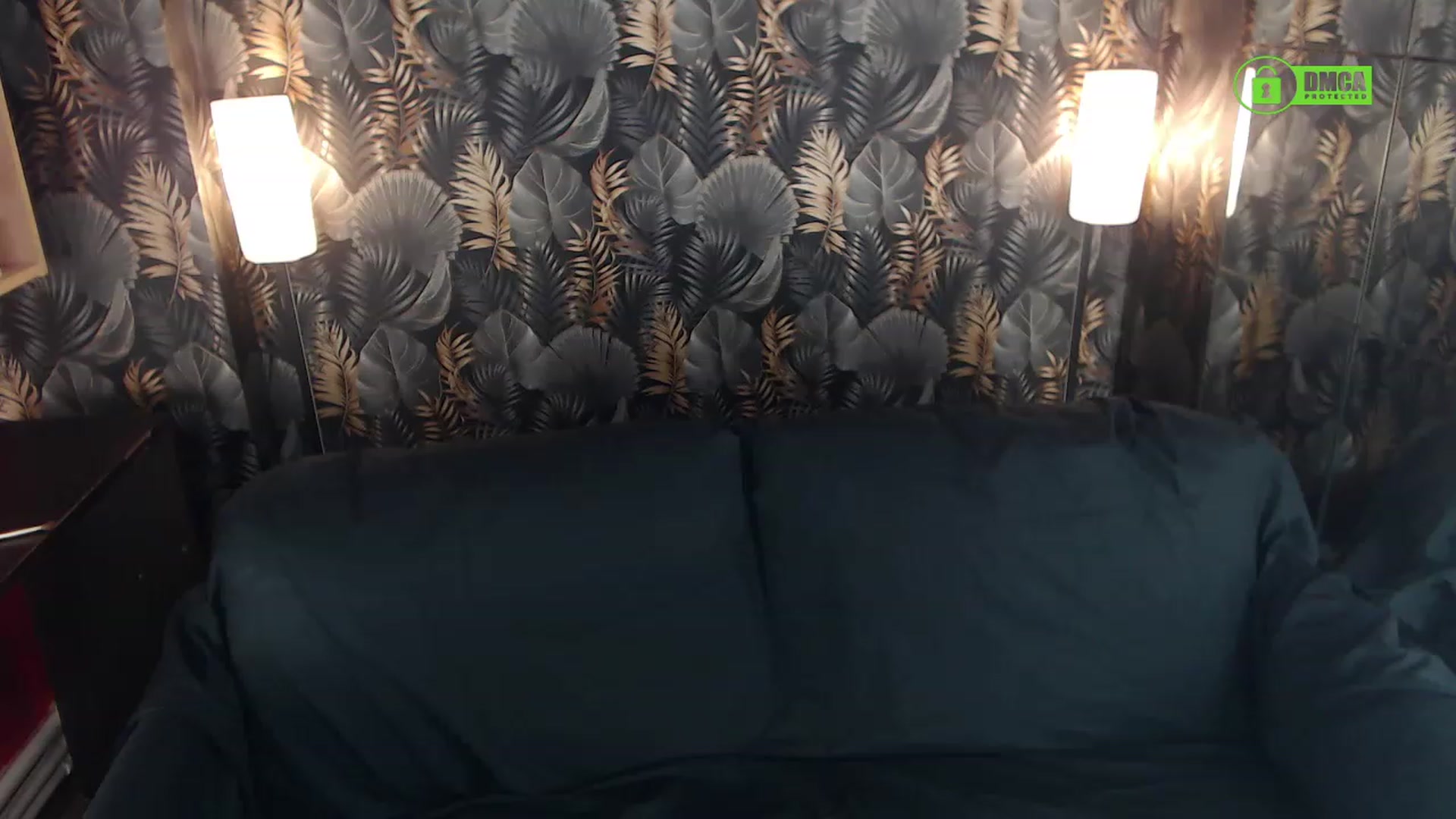 Gallery image thumbnail from JESSEBELLE's myfreecams stream on, 12/19/2022, 10:51 image 15 of 20