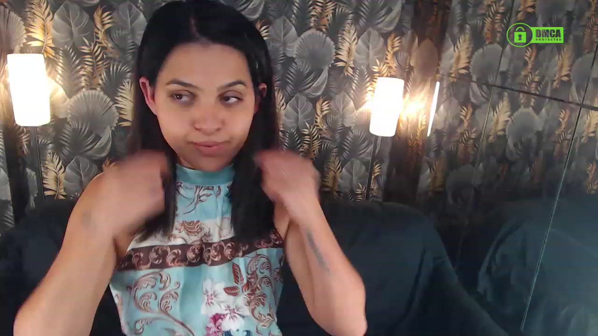 Gallery image thumbnail from JESSEBELLE's myfreecams stream on, 12/26/2022, 09:55 image 18 of 20