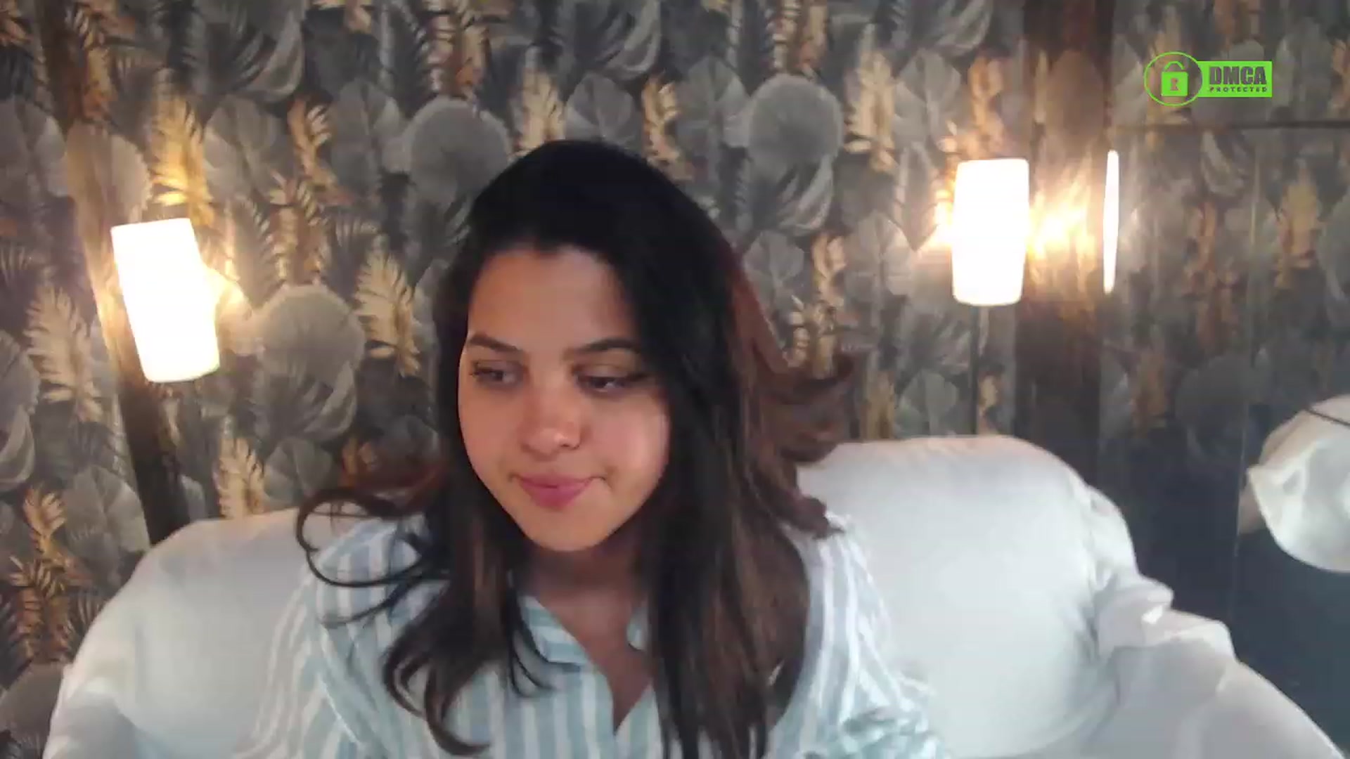 Gallery image thumbnail from JESSEBELLE's myfreecams stream on, 04/03/2023, 21:56 image 14 of 20