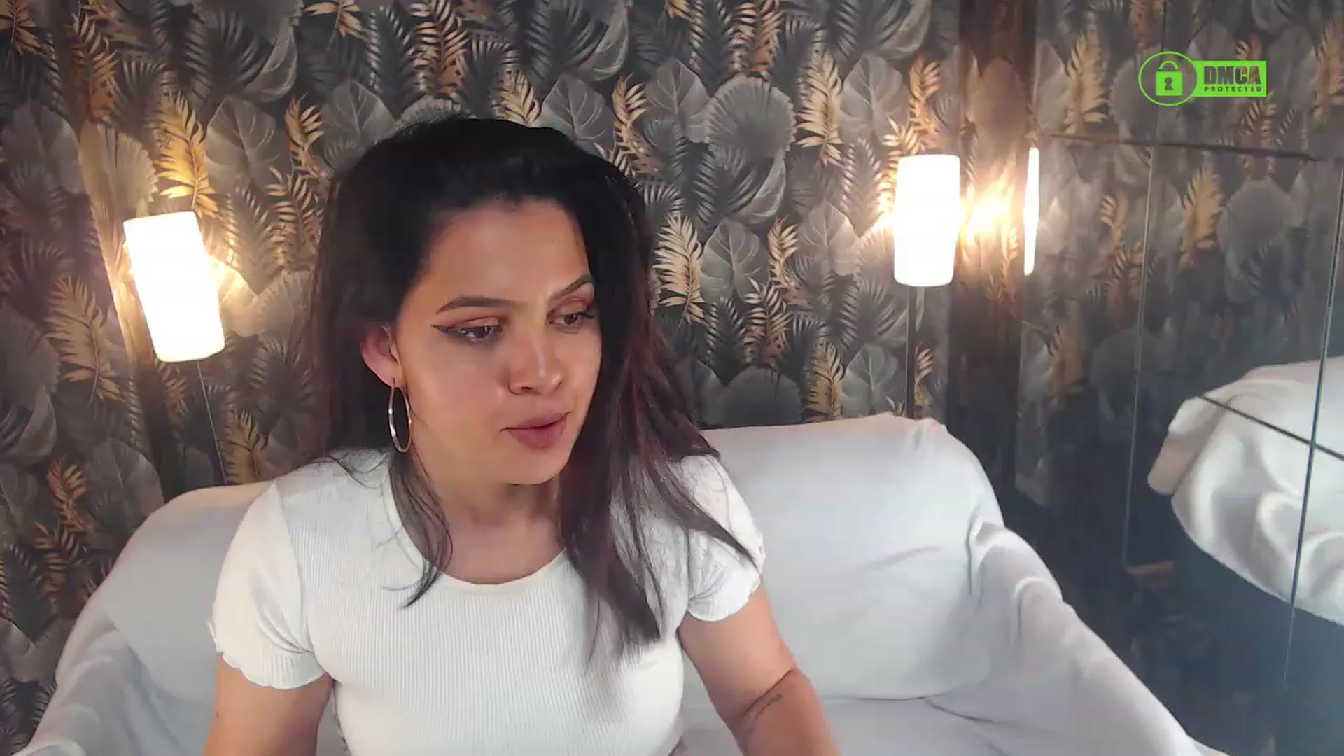 Gallery image thumbnail from JESSEBELLE's myfreecams stream on, 05/20/2023, 10:48 image 14 of 20