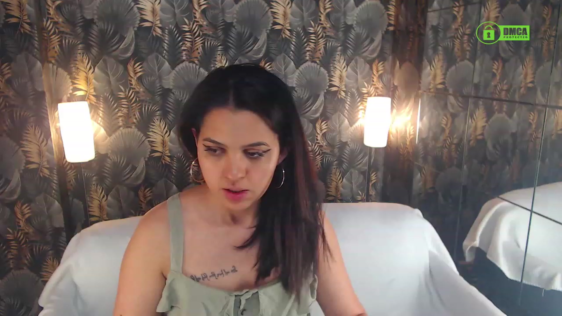Gallery image thumbnail from JESSEBELLE's myfreecams stream on, 05/21/2023, 11:27 image 16 of 20