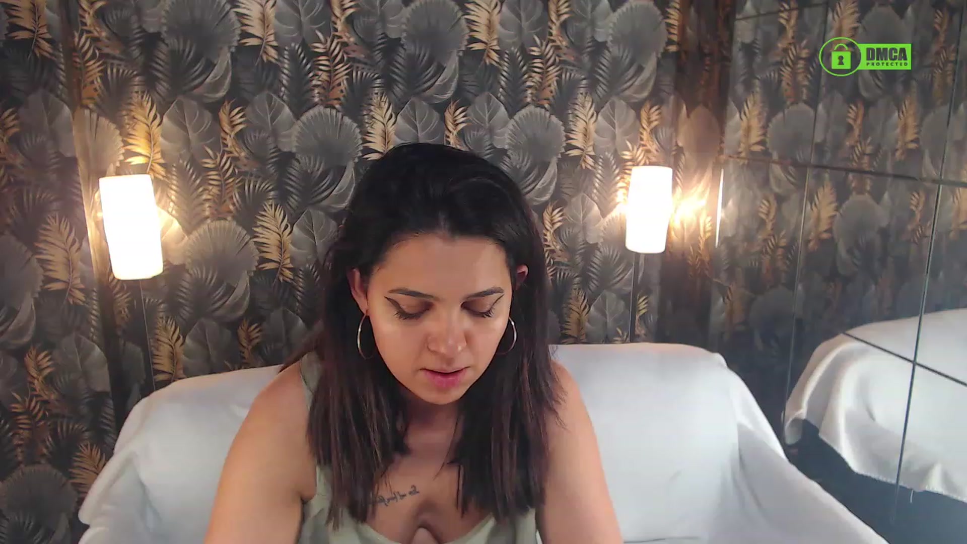 Gallery image thumbnail from JESSEBELLE's myfreecams stream on, 05/21/2023, 11:27 image 3 of 20