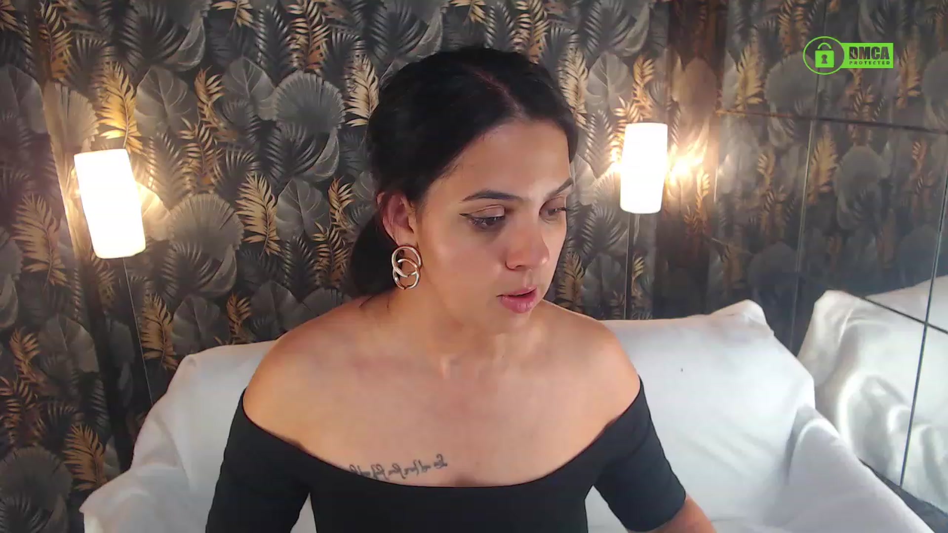 Gallery image thumbnail from JESSEBELLE's myfreecams stream on, 05/30/2023, 21:23 image 6 of 20