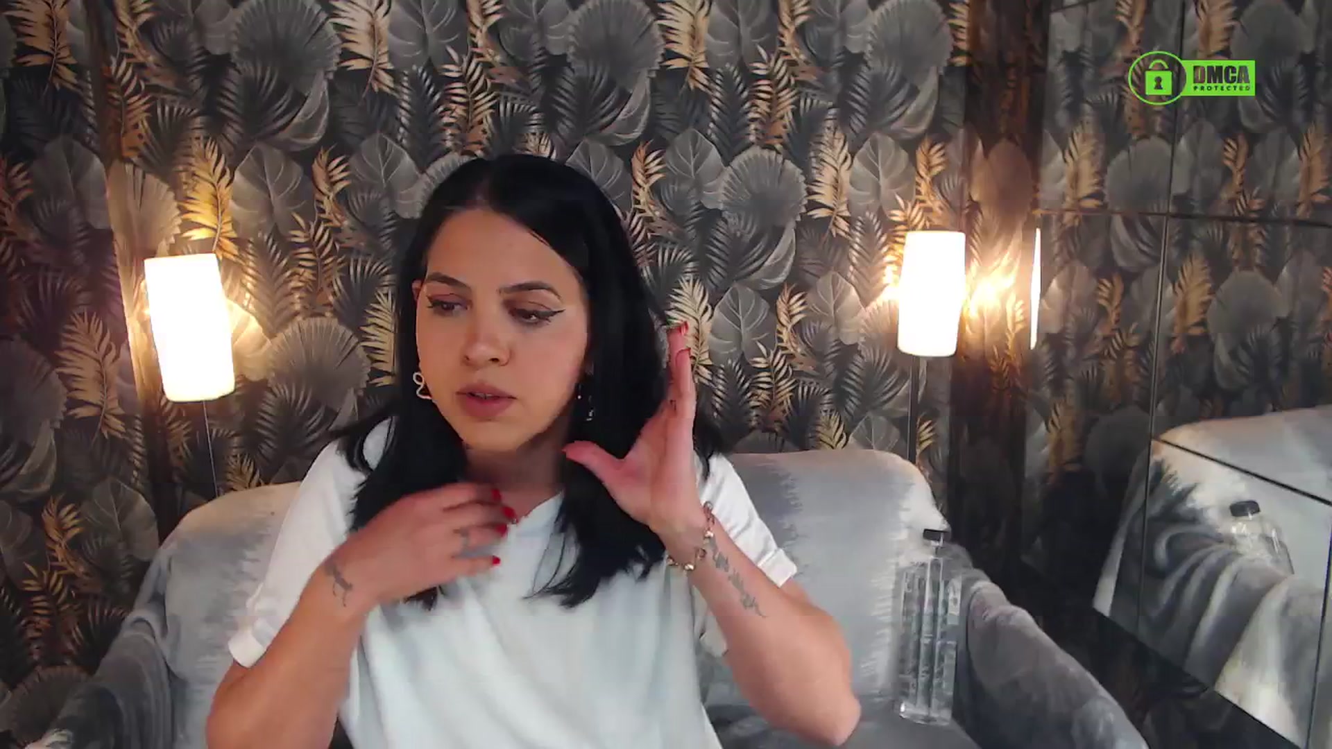 Gallery image thumbnail from JESSEBELLE's myfreecams stream on, 05/18/2024, 13:06 image 6 of 20