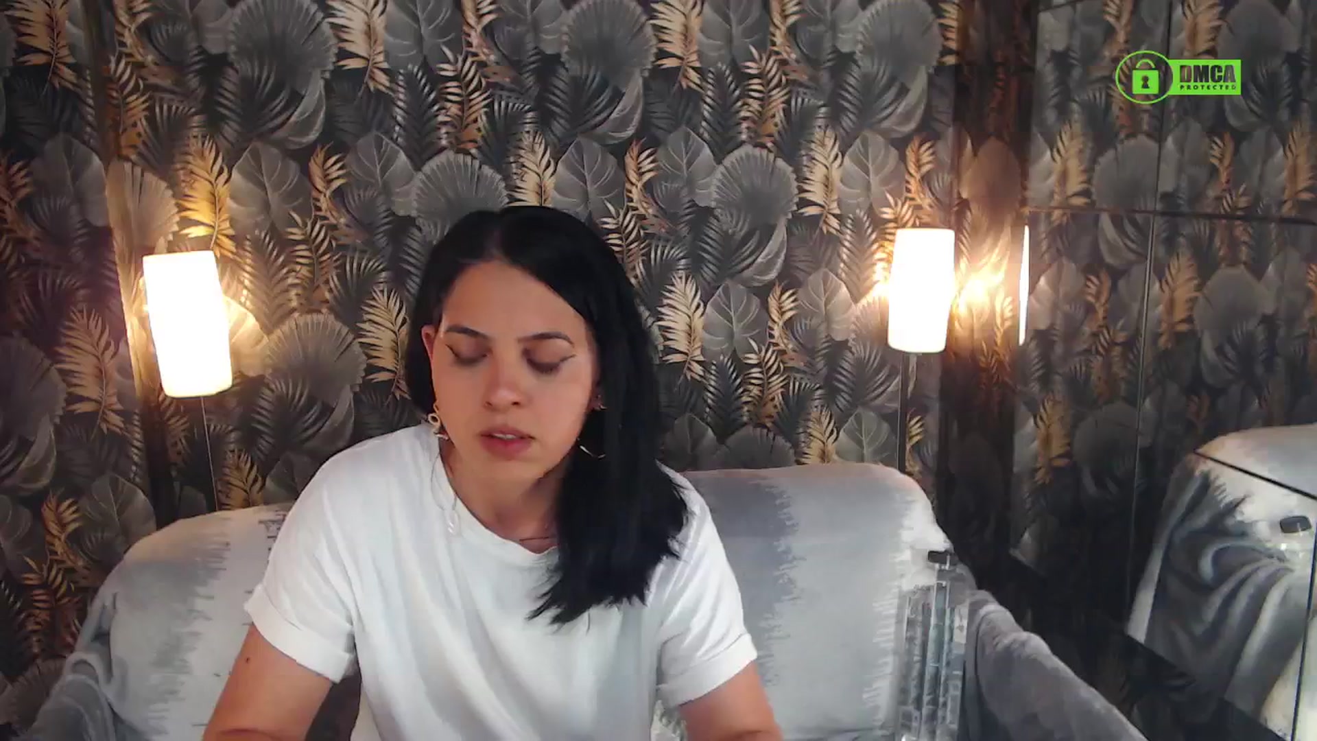 Gallery image thumbnail from JESSEBELLE's myfreecams stream on, 05/18/2024, 13:06 image 11 of 20