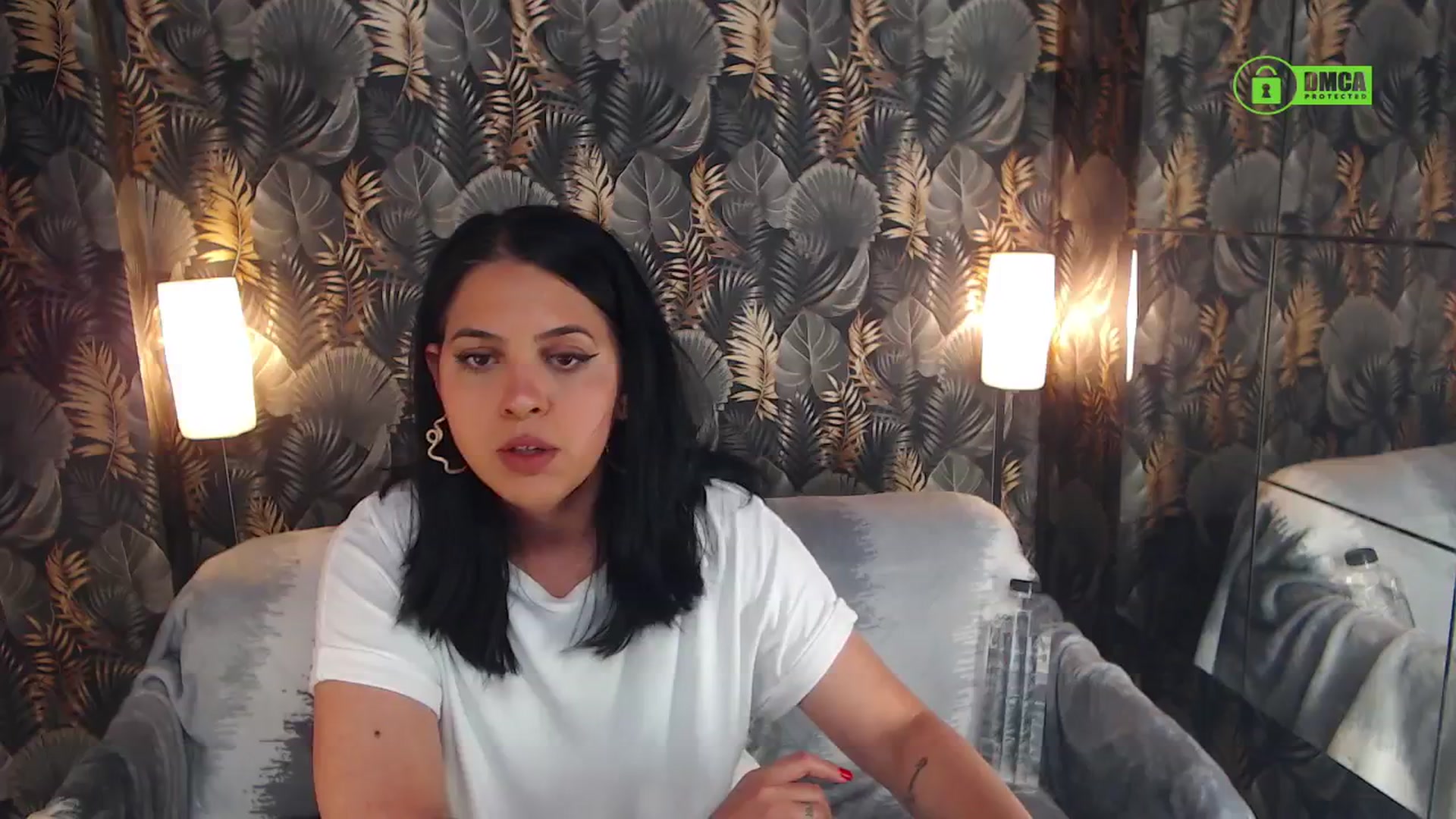 Gallery image thumbnail from JESSEBELLE's myfreecams stream on, 05/18/2024, 13:06 image 4 of 20