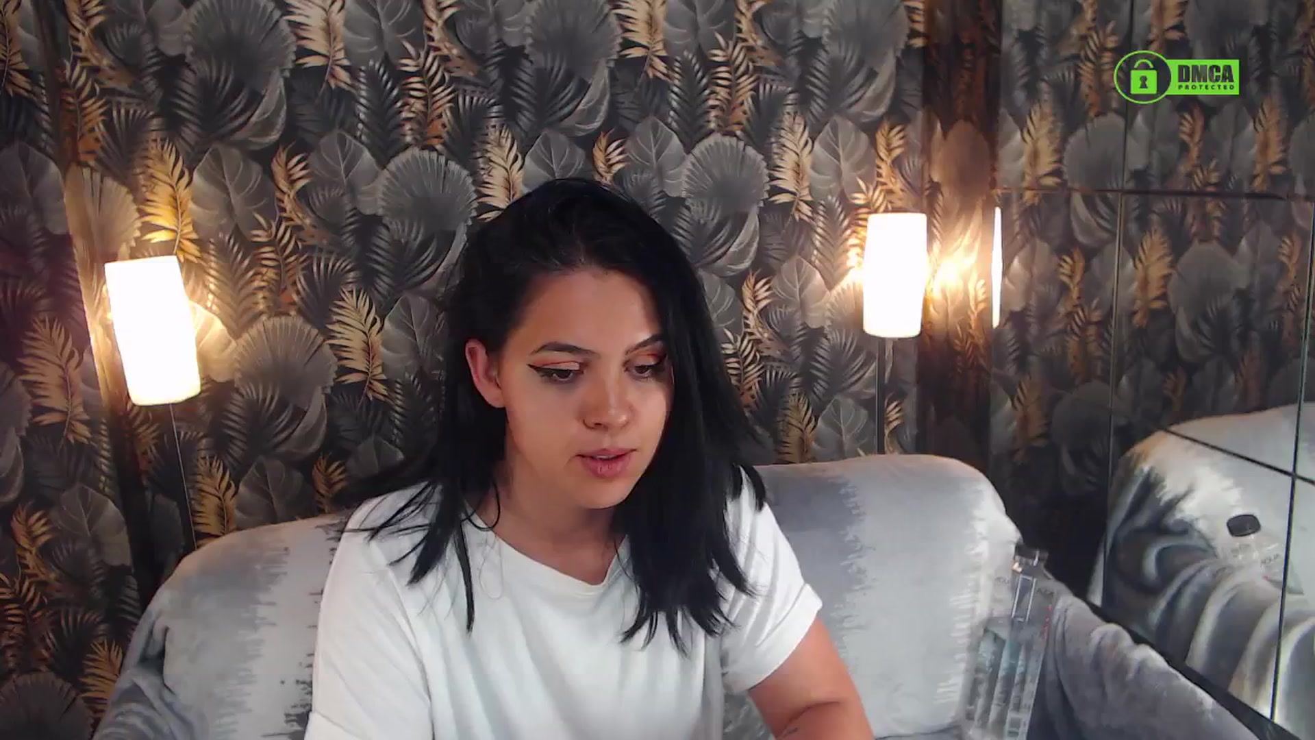 Gallery image thumbnail from JESSEBELLE's myfreecams stream on, 05/19/2024, 11:41 image 17 of 20