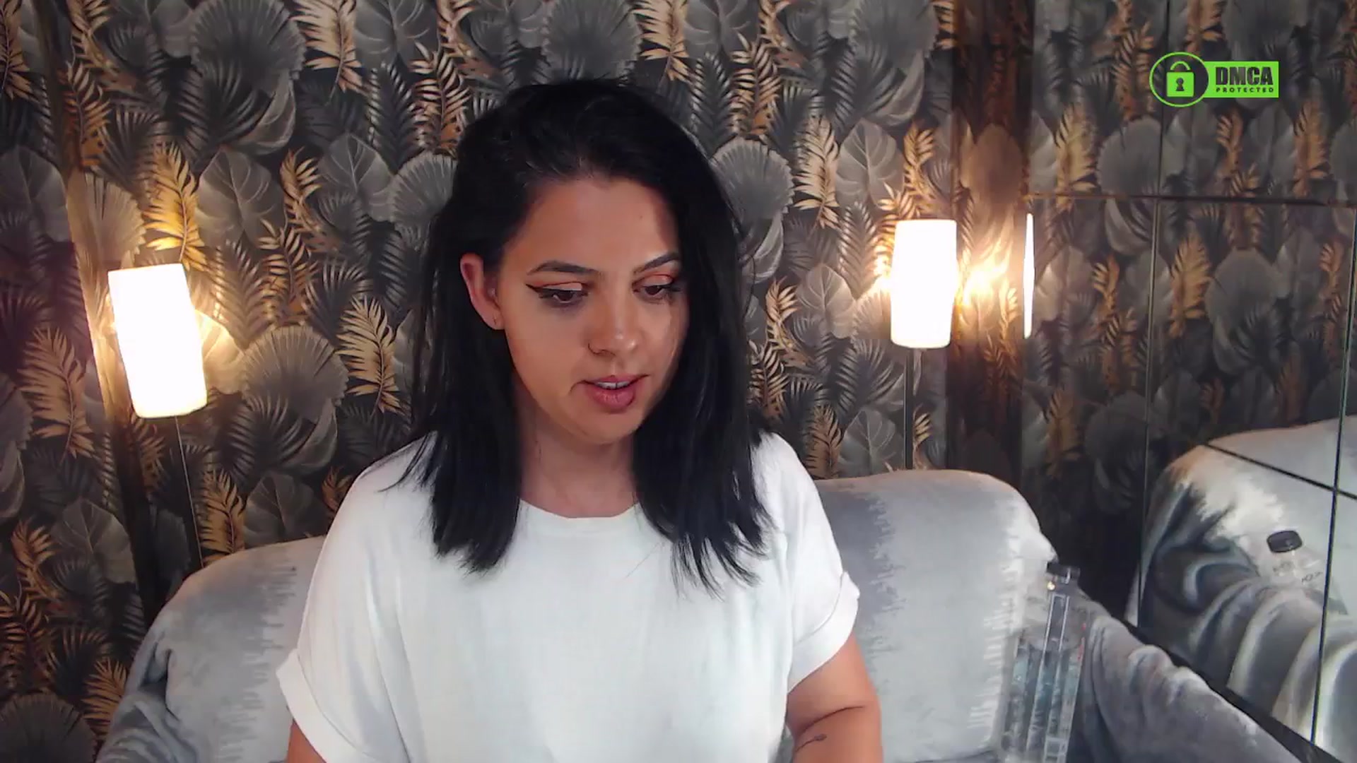 Gallery image thumbnail from JESSEBELLE's myfreecams stream on, 05/19/2024, 11:41 image 13 of 20