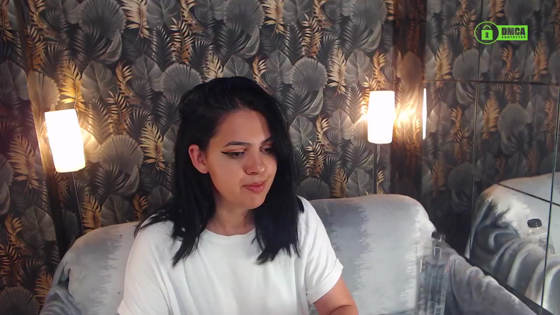 Gallery image thumbnail from JESSEBELLE's myfreecams stream on, 05/19/2024, 11:41 image 6 of 20