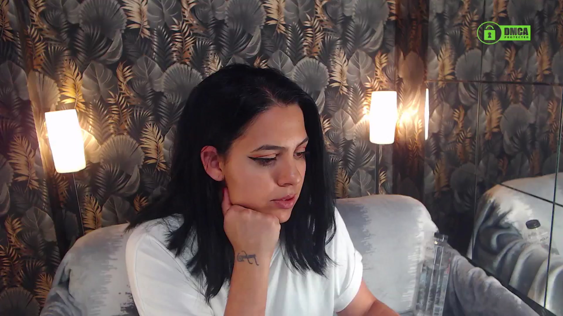 Gallery image thumbnail from JESSEBELLE's myfreecams stream on, 05/19/2024, 11:41 image 10 of 20