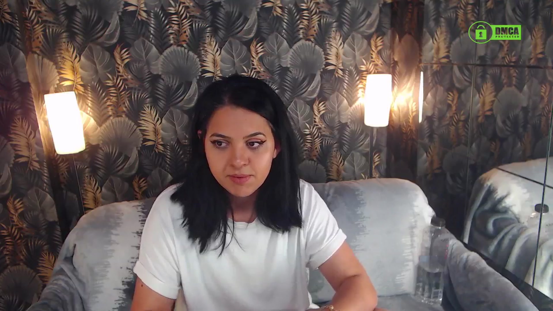 Gallery image thumbnail from JESSEBELLE's myfreecams stream on, 05/19/2024, 12:31 image 19 of 20
