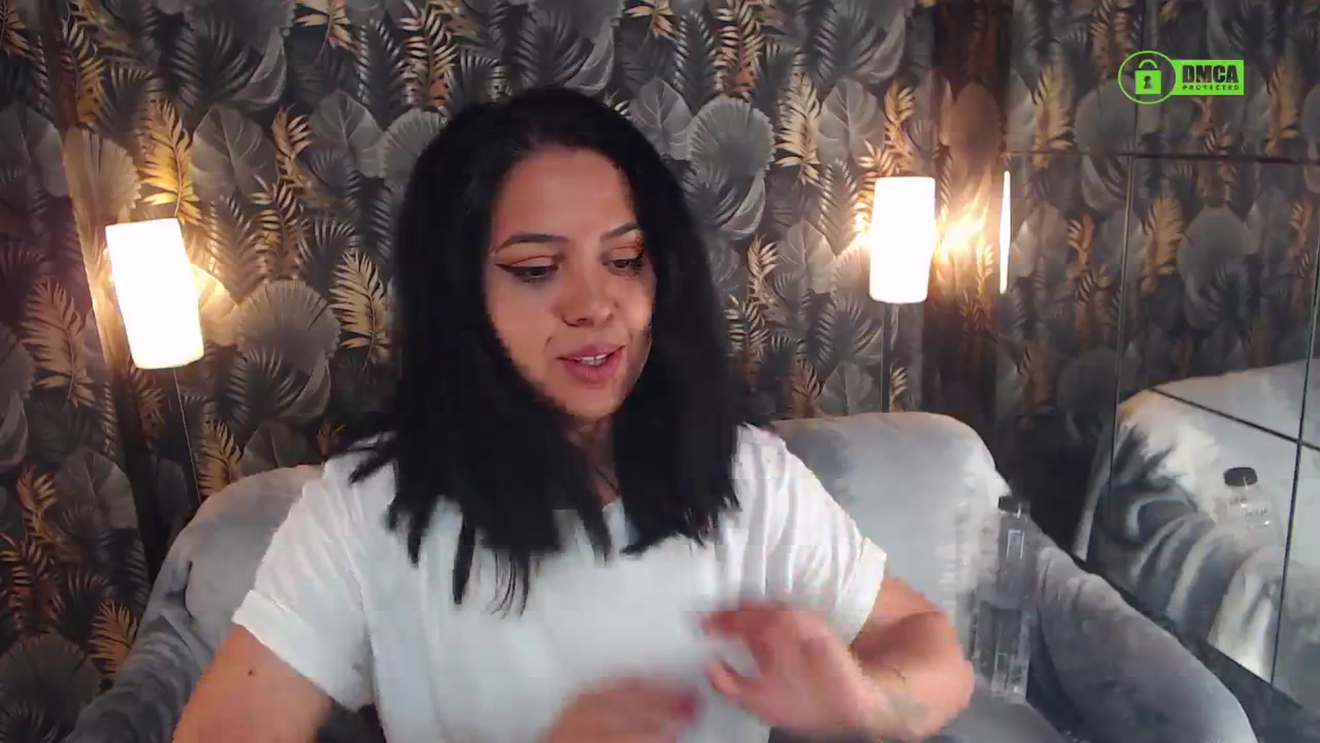 Gallery image thumbnail from JESSEBELLE's myfreecams stream on, 05/19/2024, 12:31 image 3 of 20