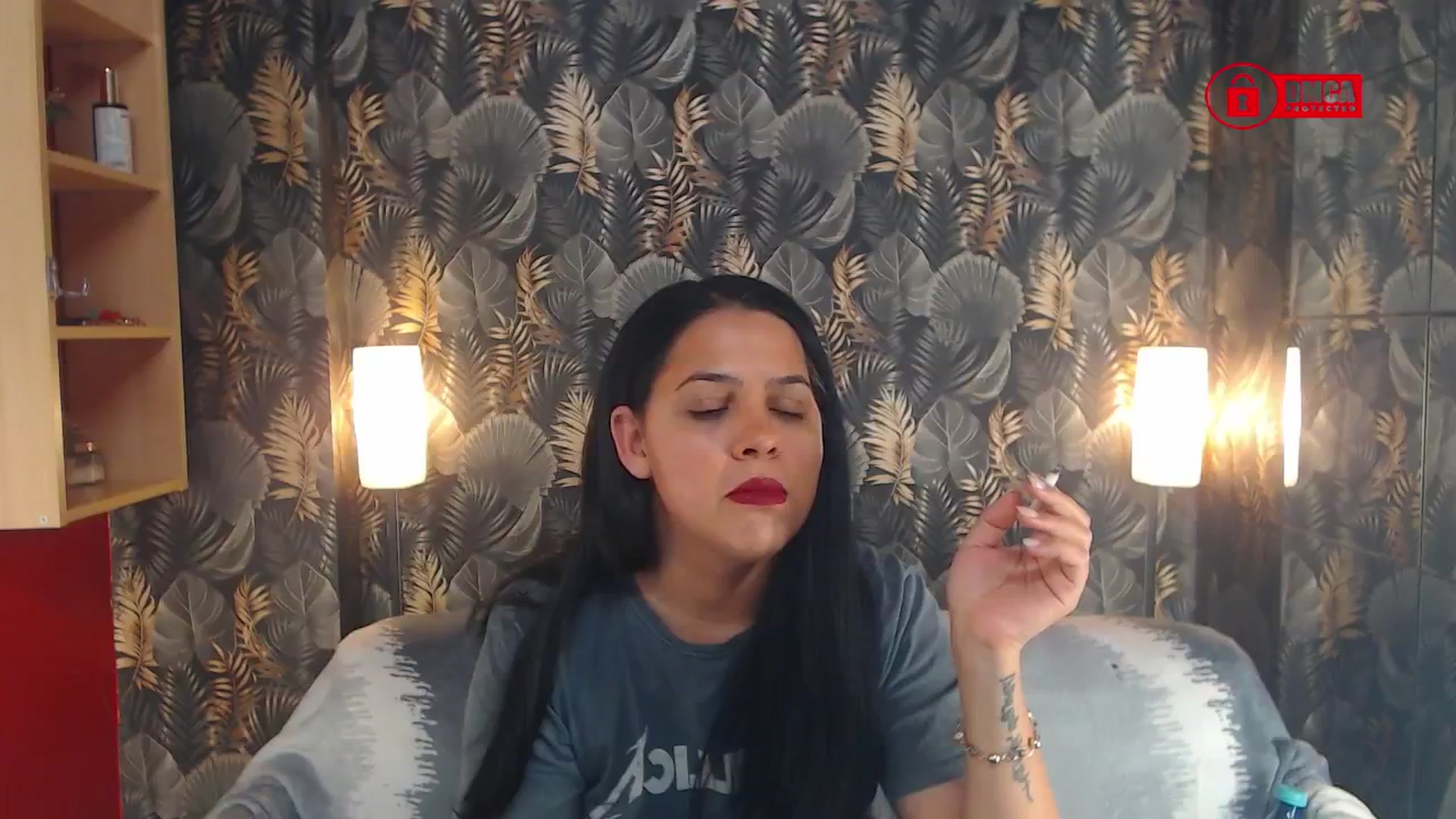 Gallery image thumbnail from JESSEBELLE's myfreecams stream on, 02/18/2025, 19:59 image 16 of 20