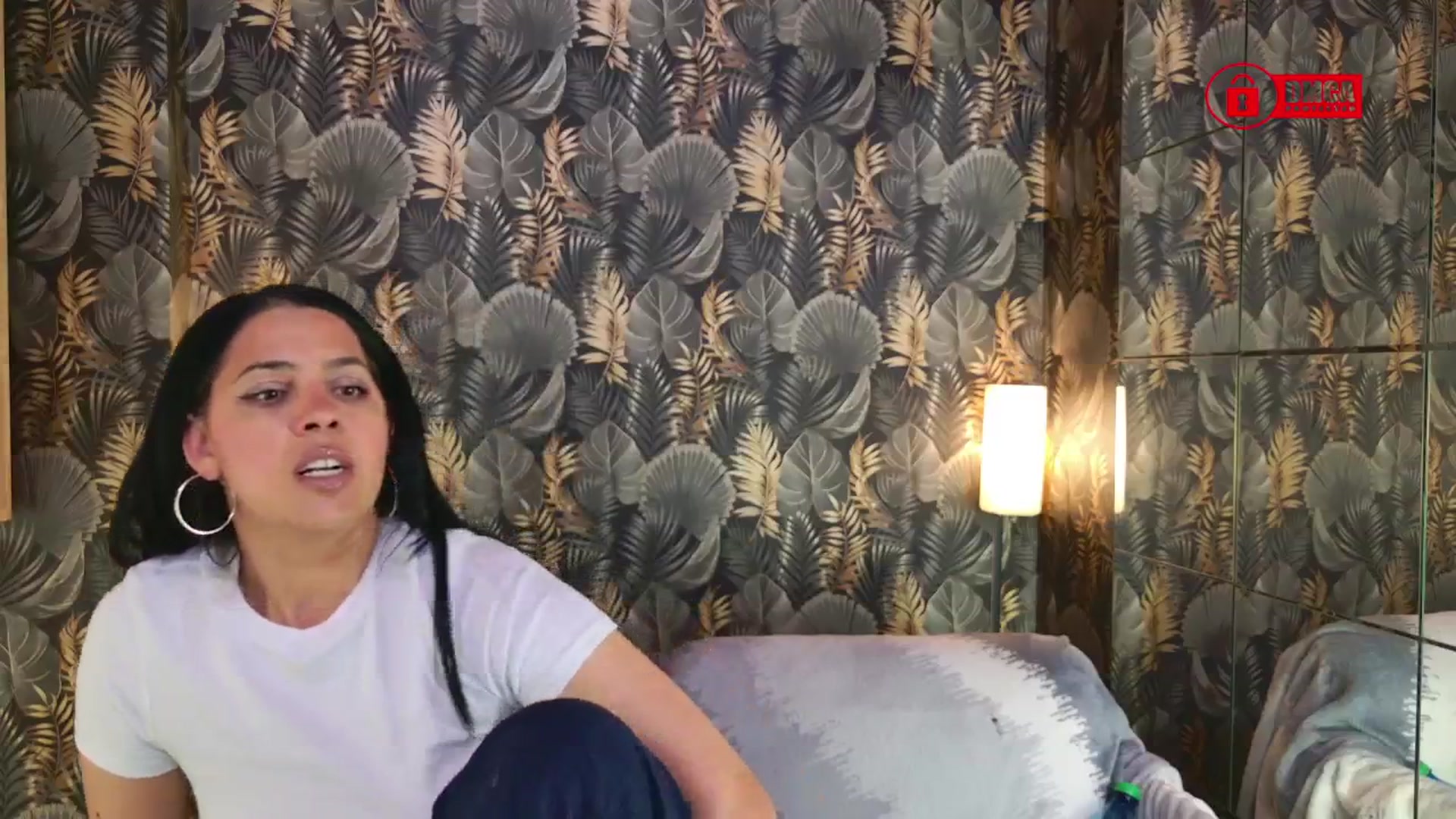 Gallery image thumbnail from JESSEBELLE's myfreecams stream on, 03/22/2025, 21:27 image 7 of 20