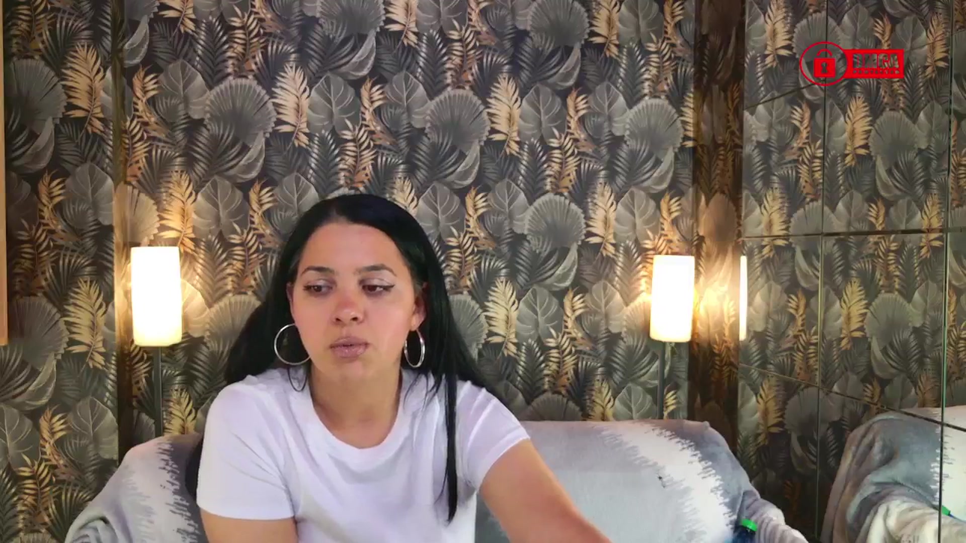 Gallery image thumbnail from JESSEBELLE's myfreecams stream on, 03/22/2025, 21:27 image 6 of 20