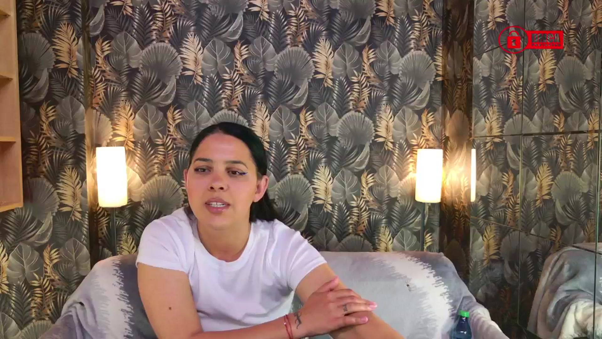 Gallery image thumbnail from JESSEBELLE's myfreecams stream on, 03/24/2025, 20:47 image 7 of 20