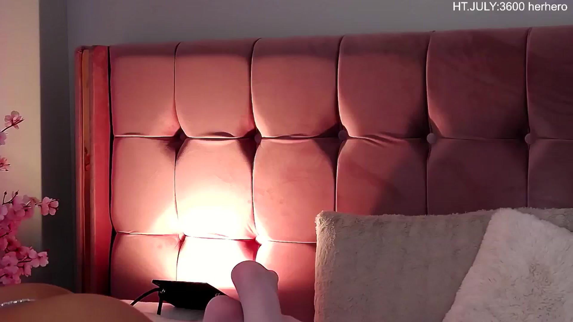 Gallery image thumbnail from JESSICAA's myfreecams stream on, 07/08/2024, 11:40 image 5 of 20