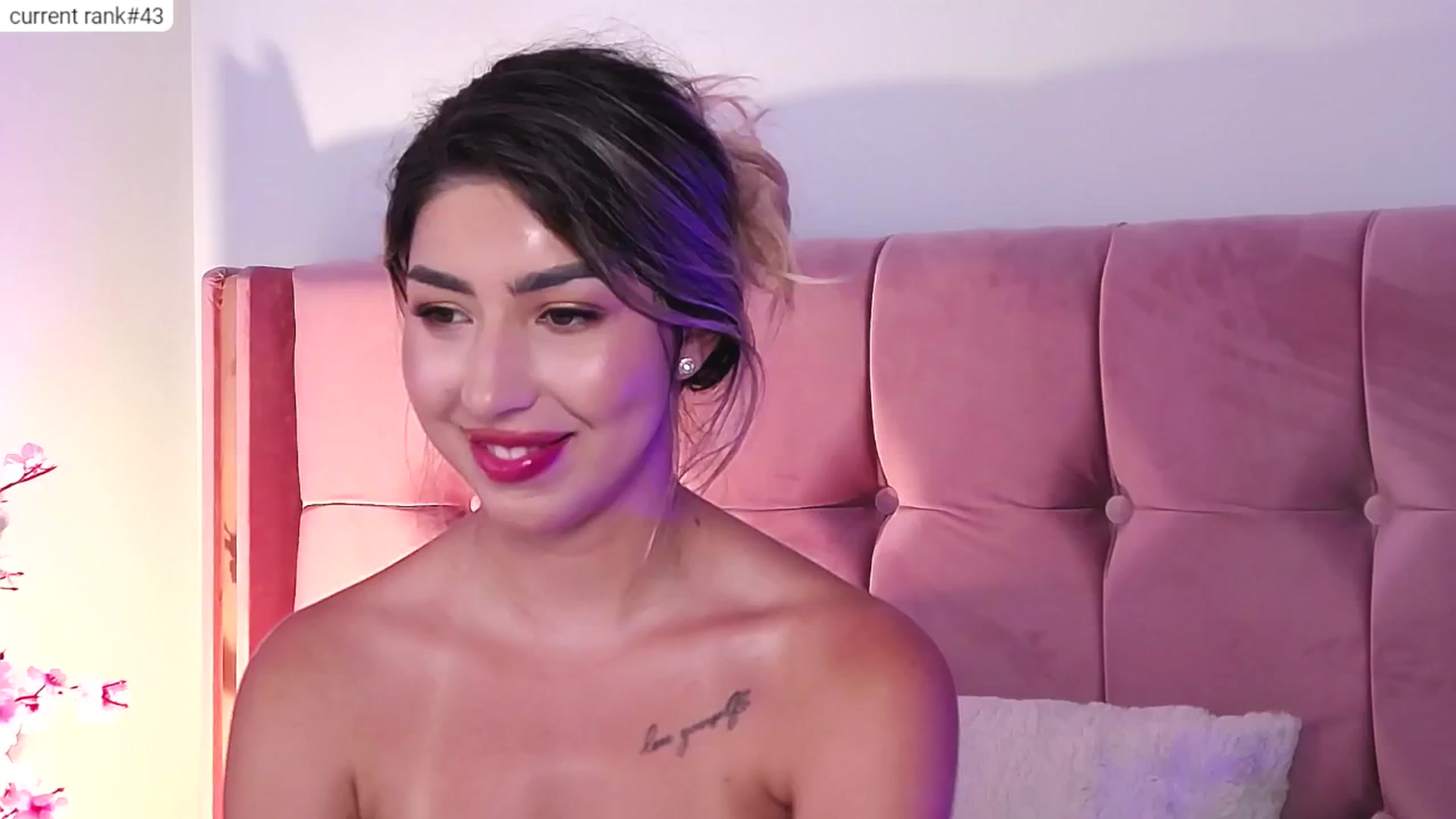 Gallery image thumbnail from JESSICAA's myfreecams stream on, 07/23/2024, 10:31 image 4 of 20