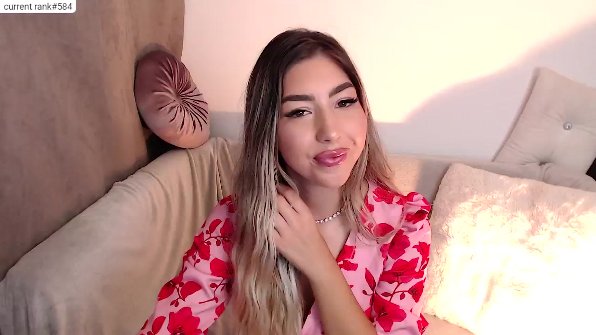 Gallery image thumbnail from JESSICAA's myfreecams stream on, 08/01/2024, 08:54 image 11 of 20